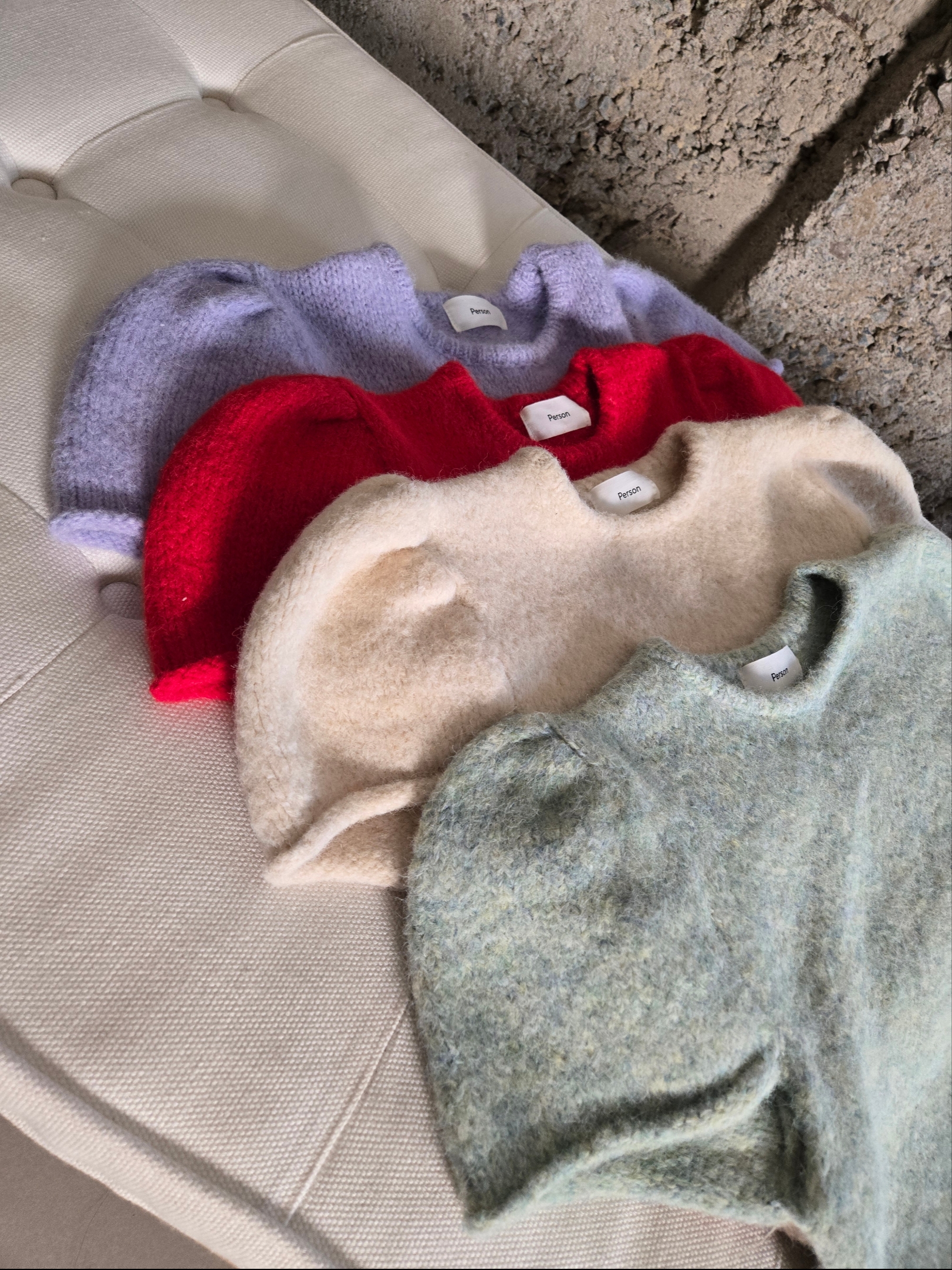 Acne Studios Mohair Checked Muffler Beige Yellow, (W) UGG Classic Chillapeak Burnt Cedar 착용 스타일 - 7