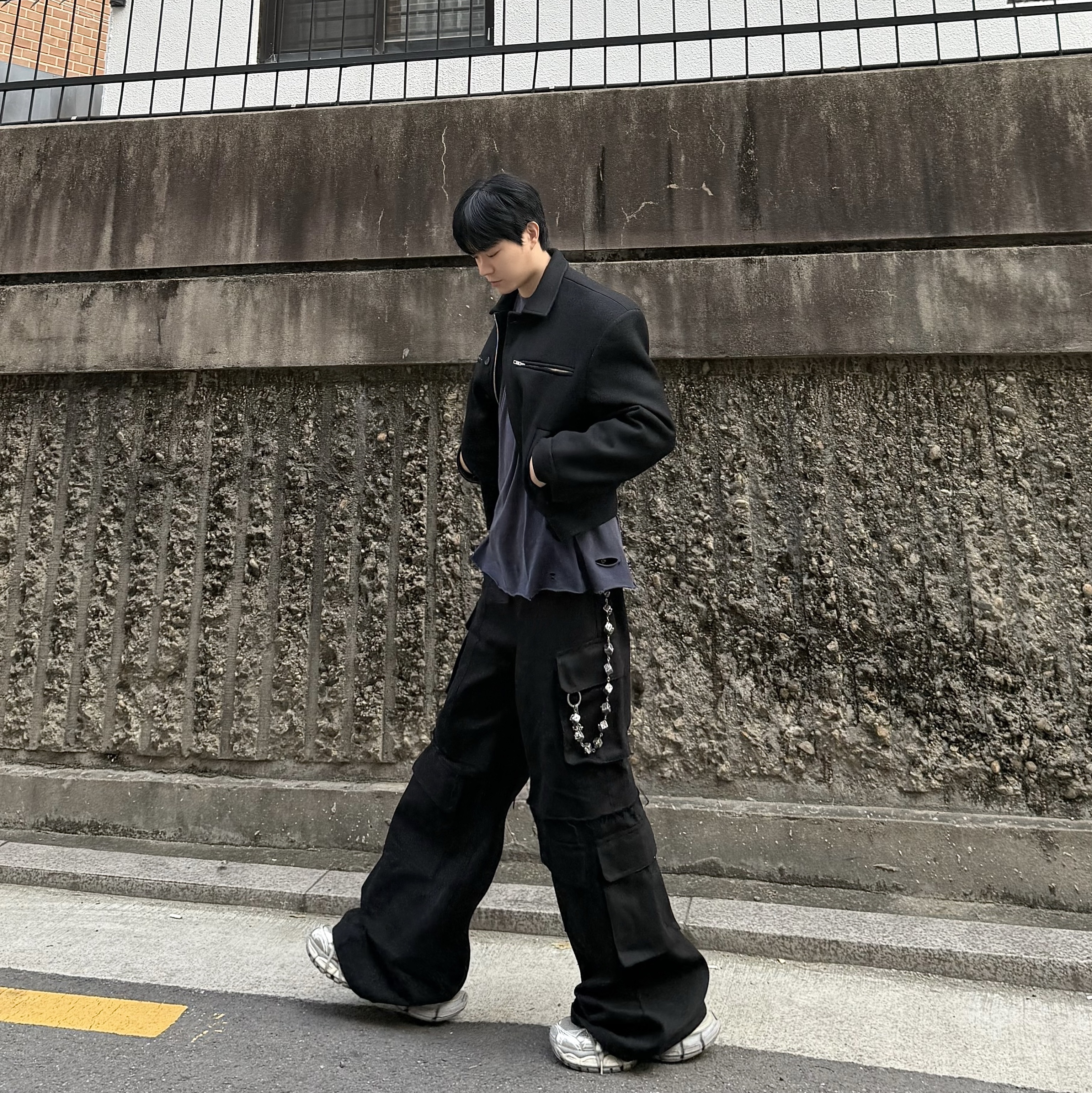 Project G/R EMS Washed T-Shirt, OMO Layered Cargo Baggy Pants Black 착용 스타일
