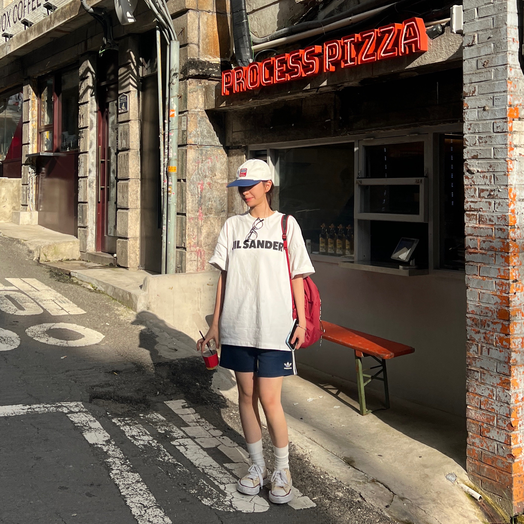 Jil Sander Logo T-Shirt Natural, Arc'teryx Heliad 10 Backpack Bordeaux 착용 스타일