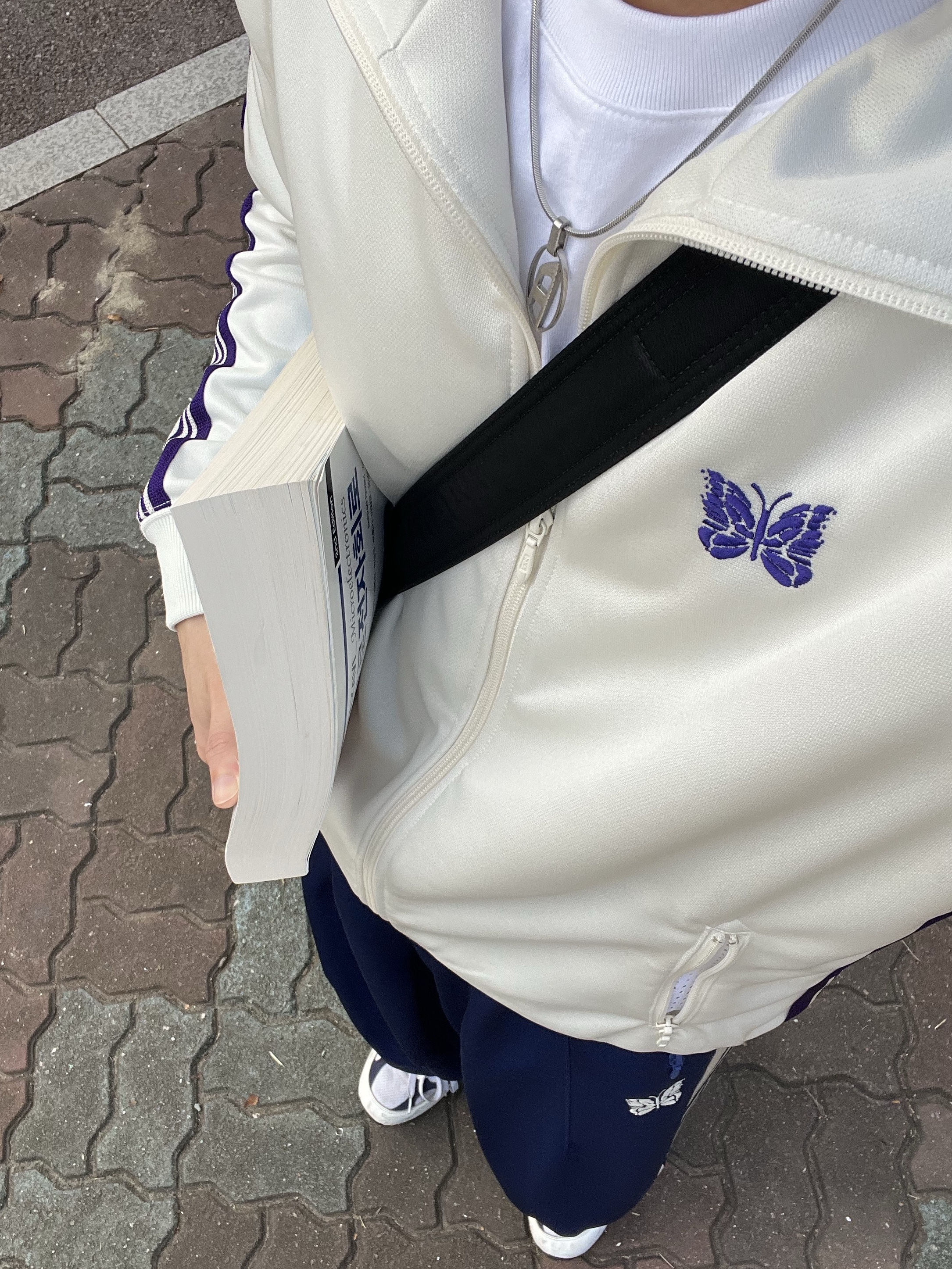 Needles H.D. Track Pants Poly Smooth Royal, Needles Track Jacket Poly Smooth Ice White 착용 스타일 - 2