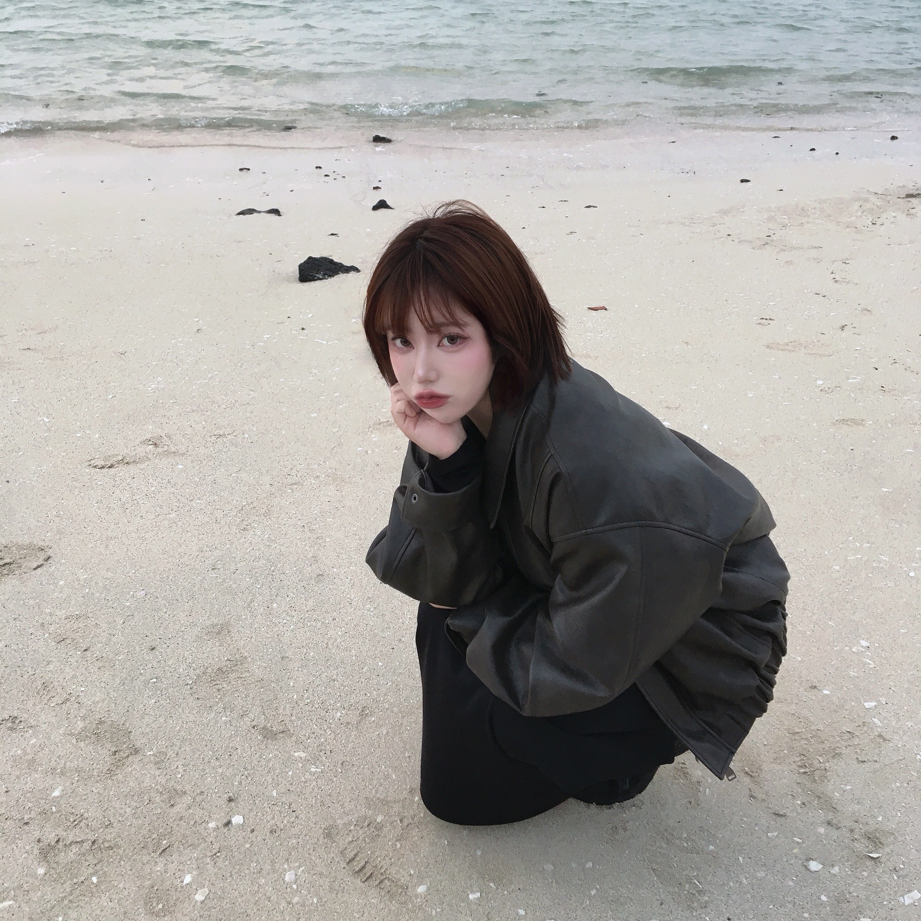 Deinet Eco Leather Bomber Banded Jumper For Men in Dark Brown, Asics Jog 100 S Black - 2E Wide 착용 스타일 - 2