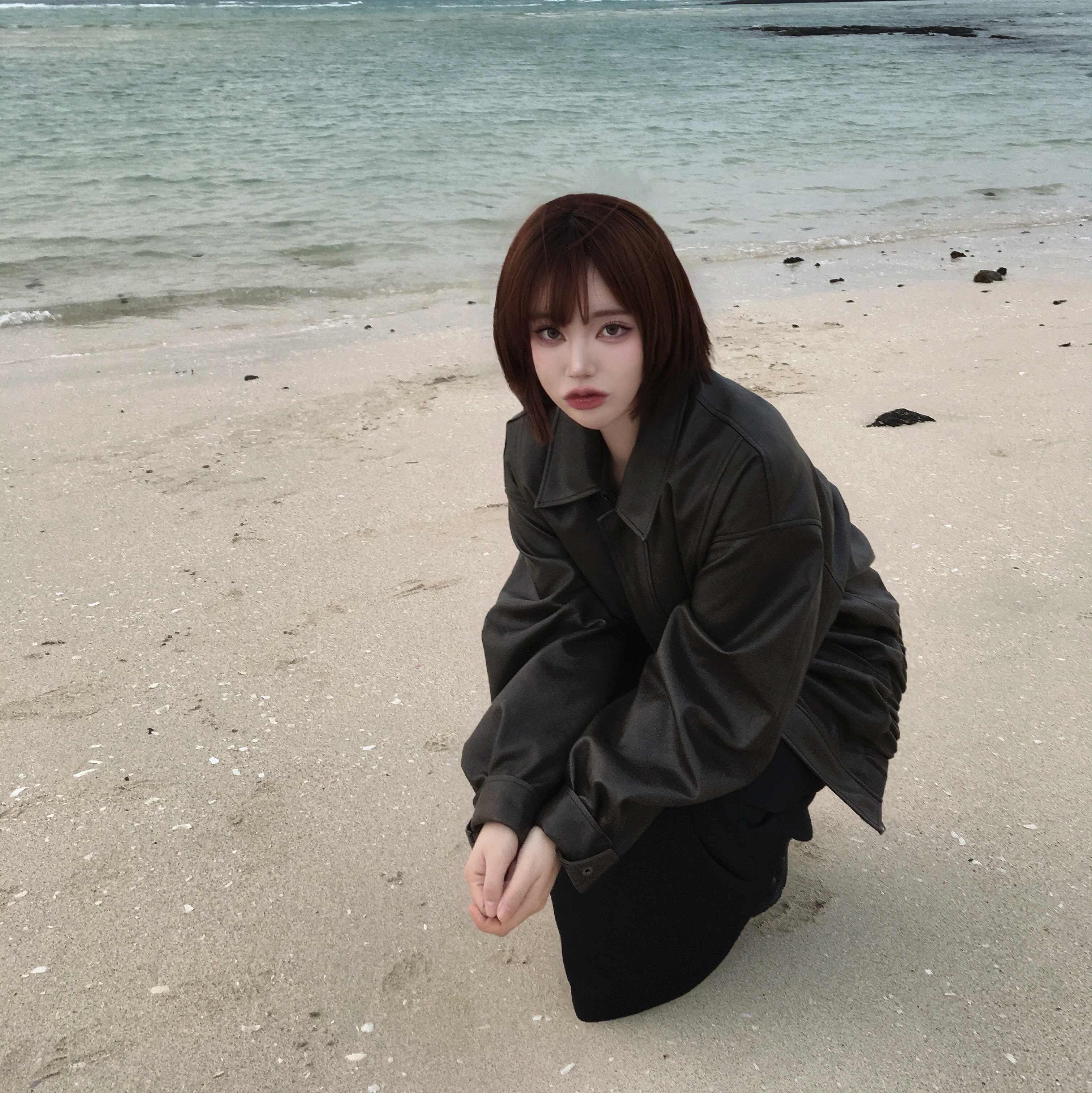 Deinet Eco Leather Bomber Banded Jumper For Men in Dark Brown, Asics Jog 100 S Black - 2E Wide 착용 스타일 - 1