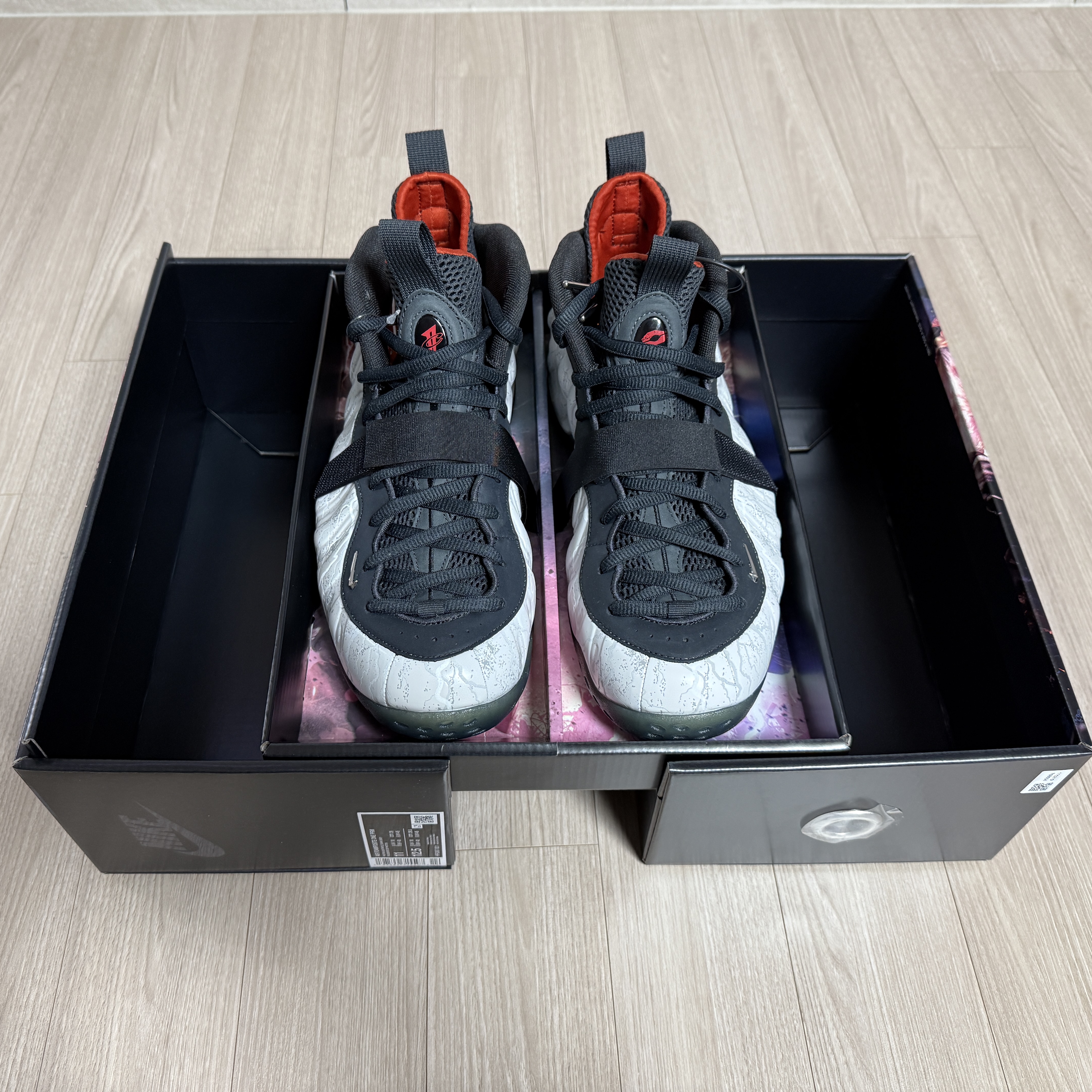 Nike x Tekken 8 Air Foamposite One PRM Jin 착용 스타일 - 3