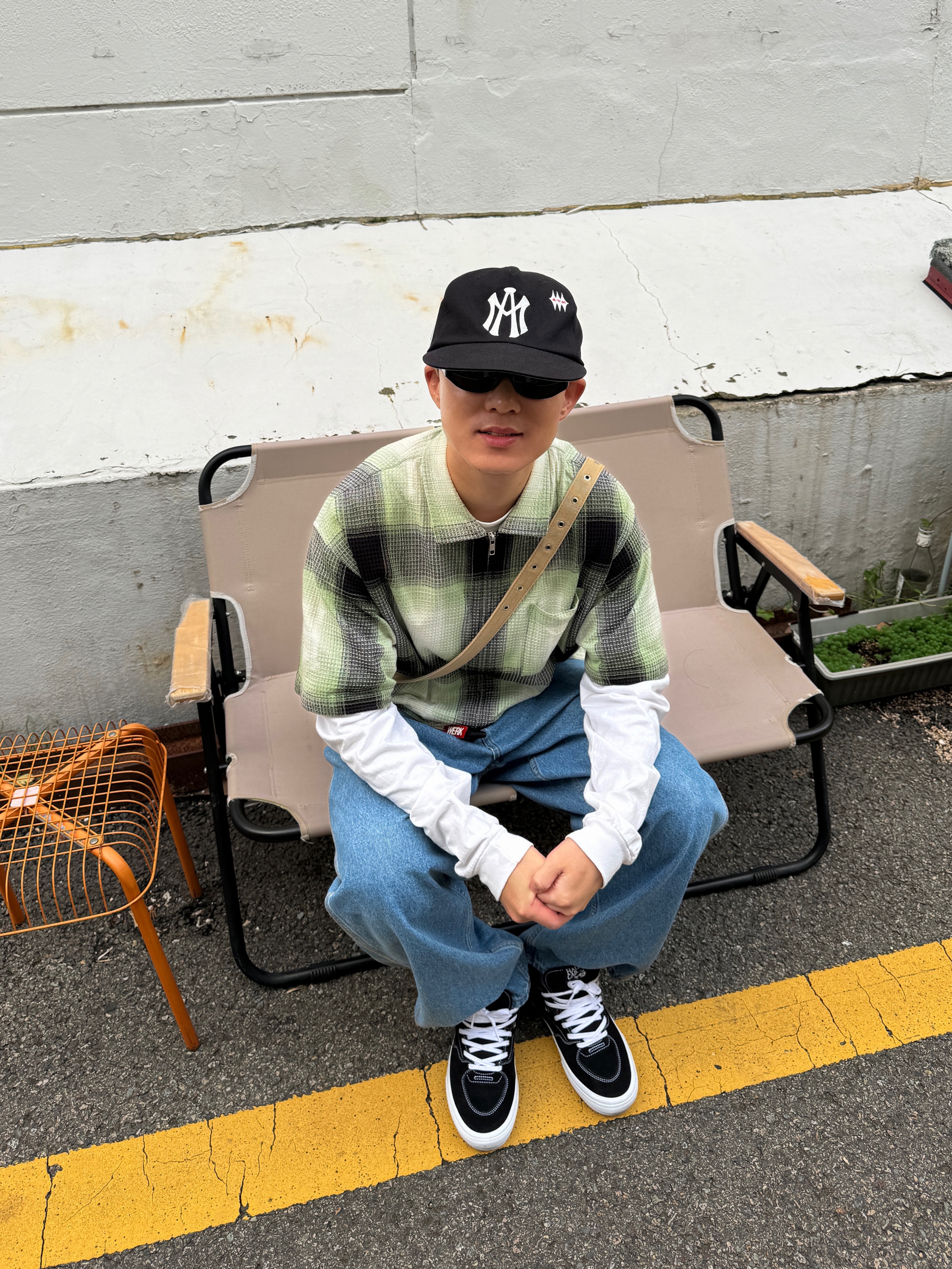Vans Skate Half Cab Black 착용 스타일 - 3