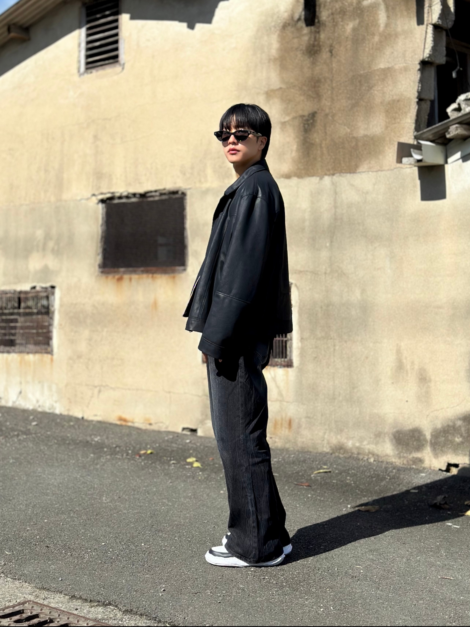 Maison Mihara Yasuhiro Wayne OG Sole Leather Low-top Sneakers Black White, Louis Vuitton Silver Lockit Pendant Necklace Sterling Silver 착용 스타일 - 6