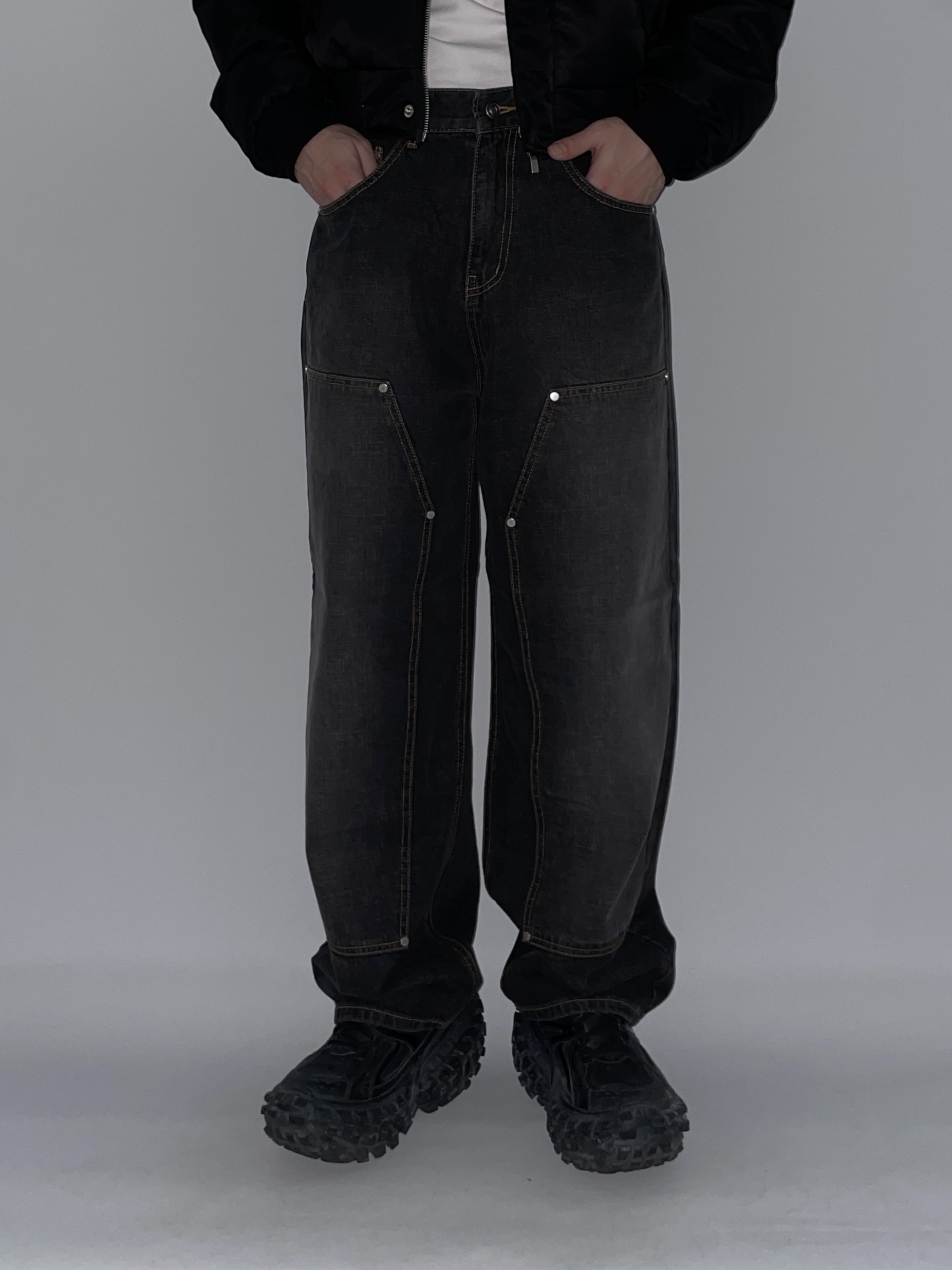 Balenciaga Defender Sneakers Black 착용 스타일 - 3