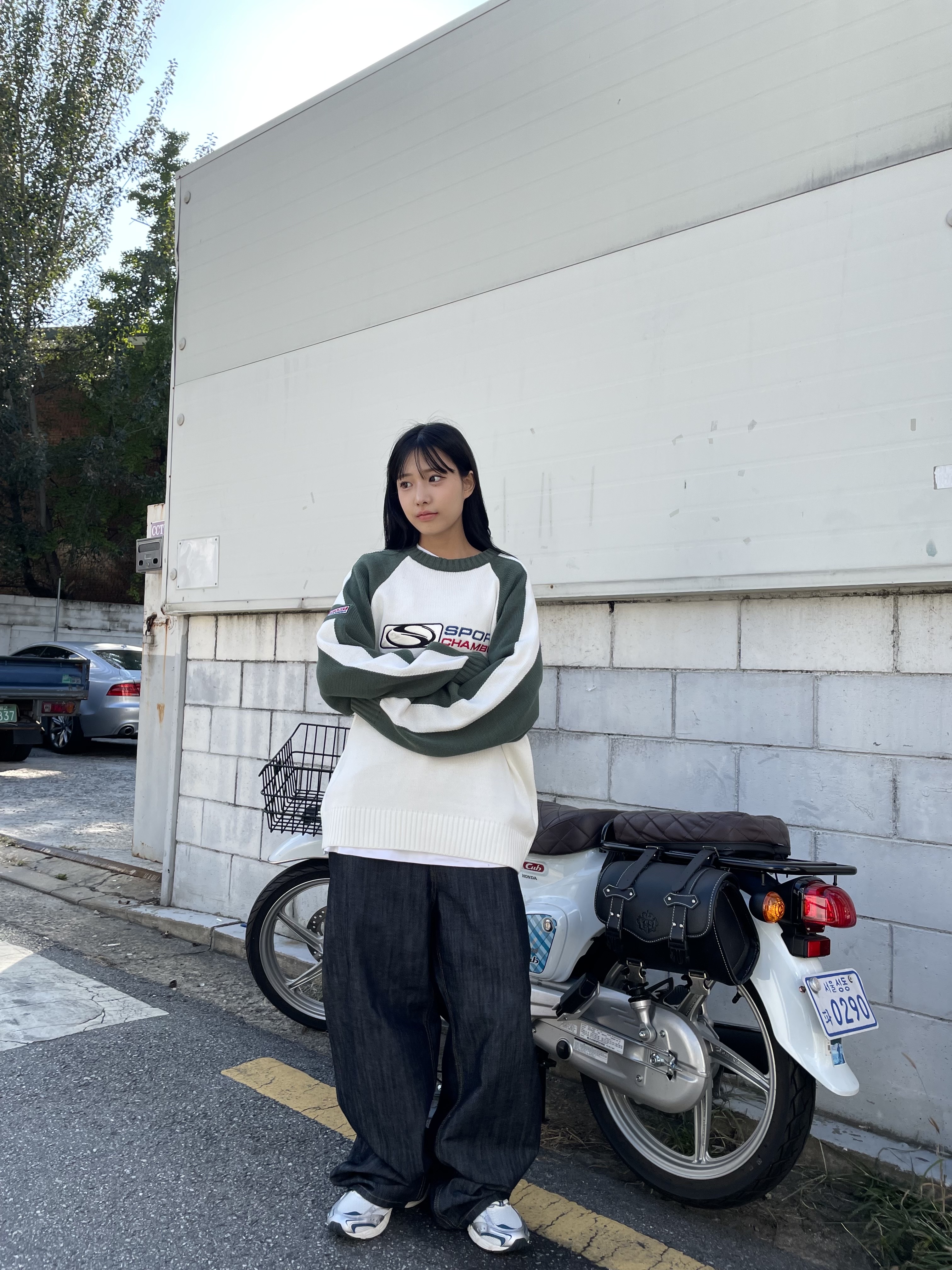 SPORT CHAMBER SC Flash Raglan Sweater Green 착용 스타일 - 2