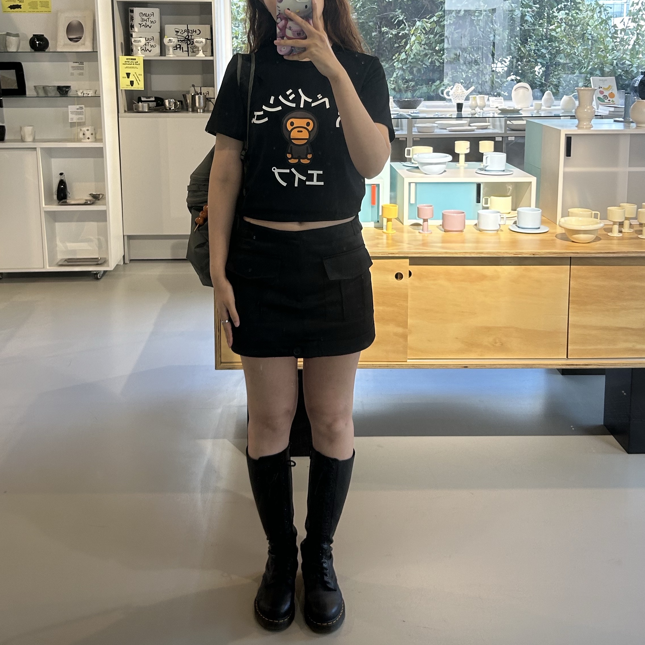 BAPE Baby Milo College T-Shirt White, Beams x Sanpuru Key Holder Mitarashi Dumpling 착용 스타일 - 3