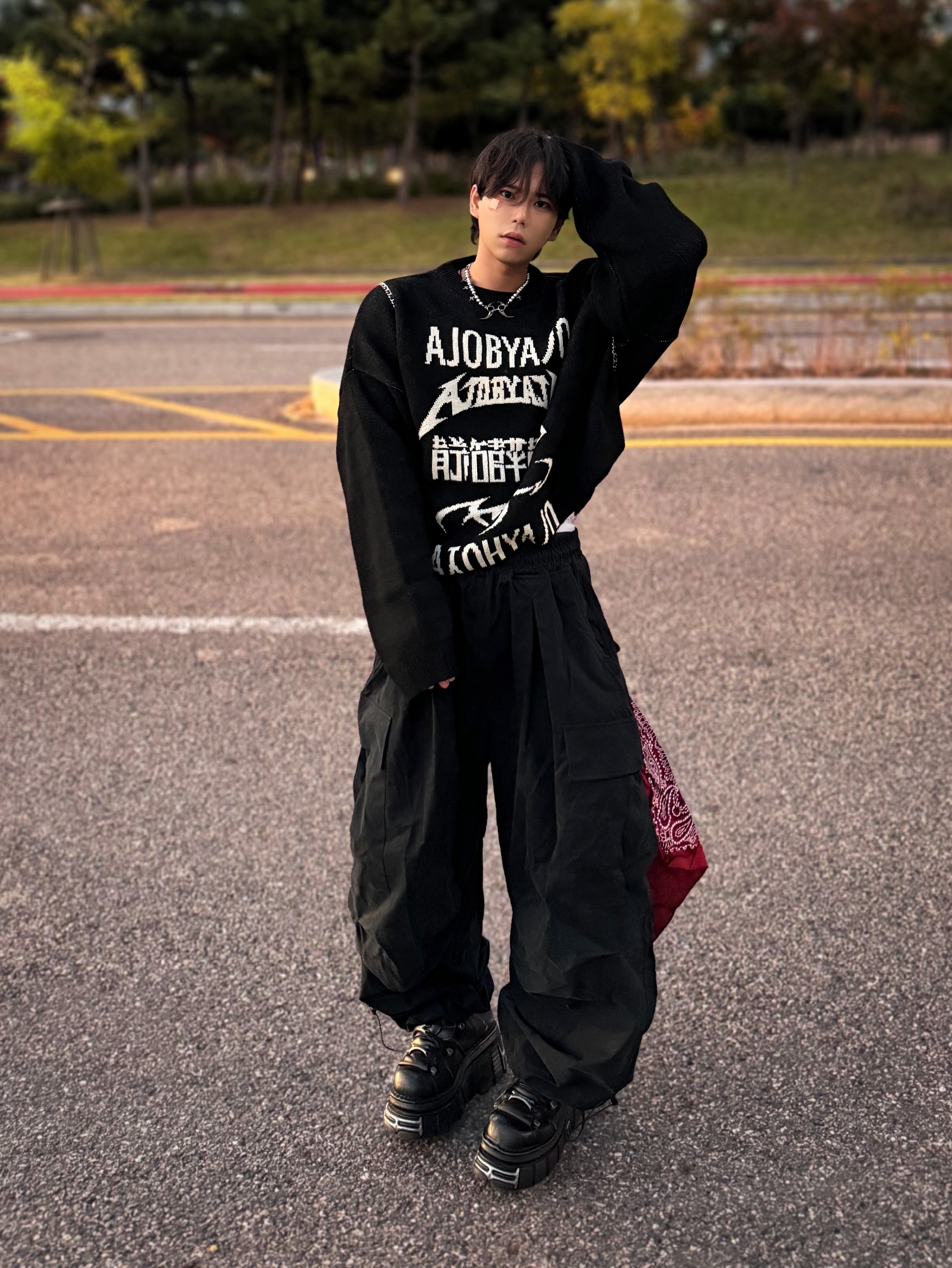 New Rock x Vetements Edition Gamer Ankle Boots Black, Ajobyajo PBA Arch Logo Washed Layered T-Shirt Navy 착용 스타일 - 3