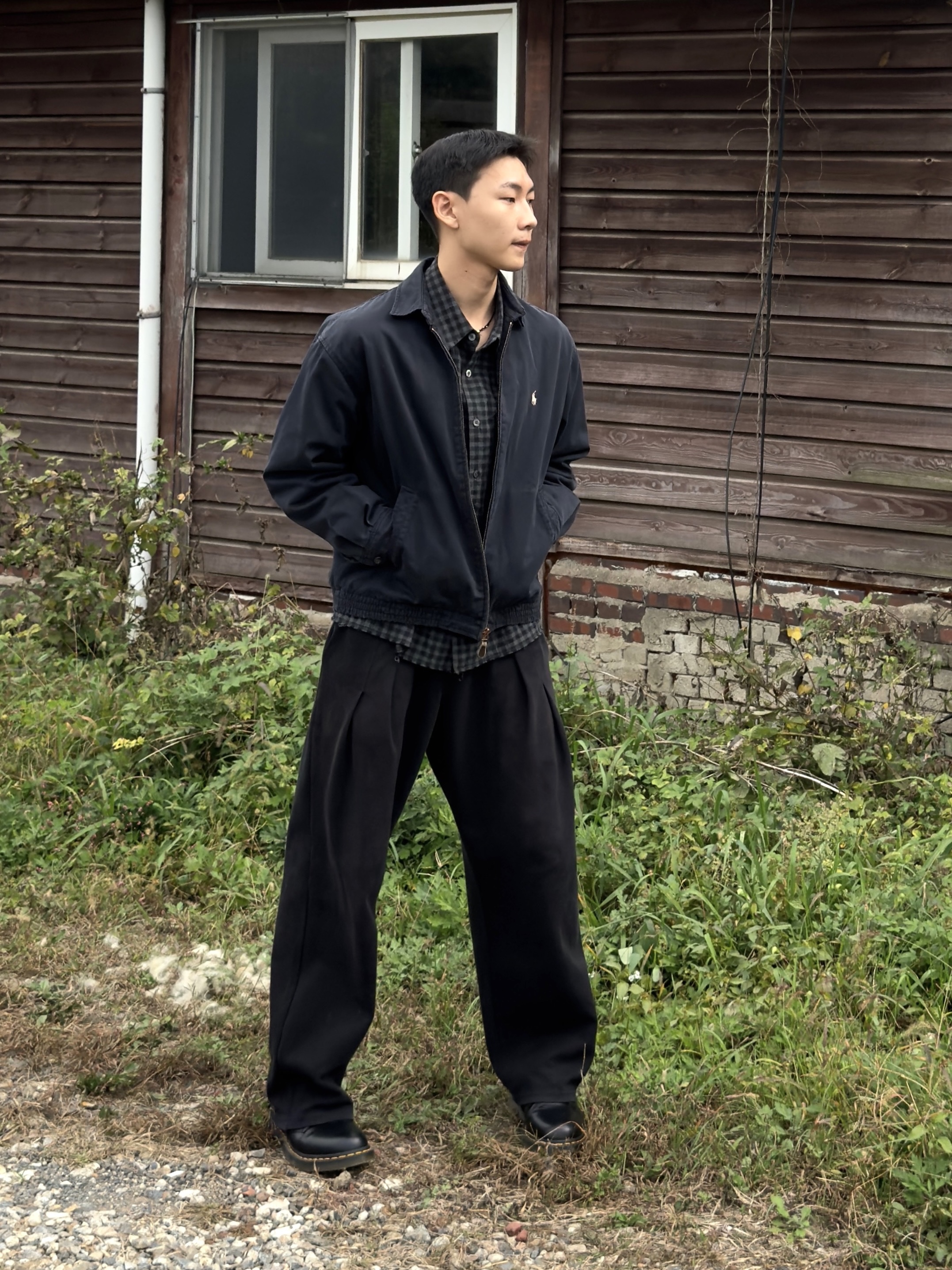 Dr. Martens 1461 Smooth Black 착용 스타일 - 1