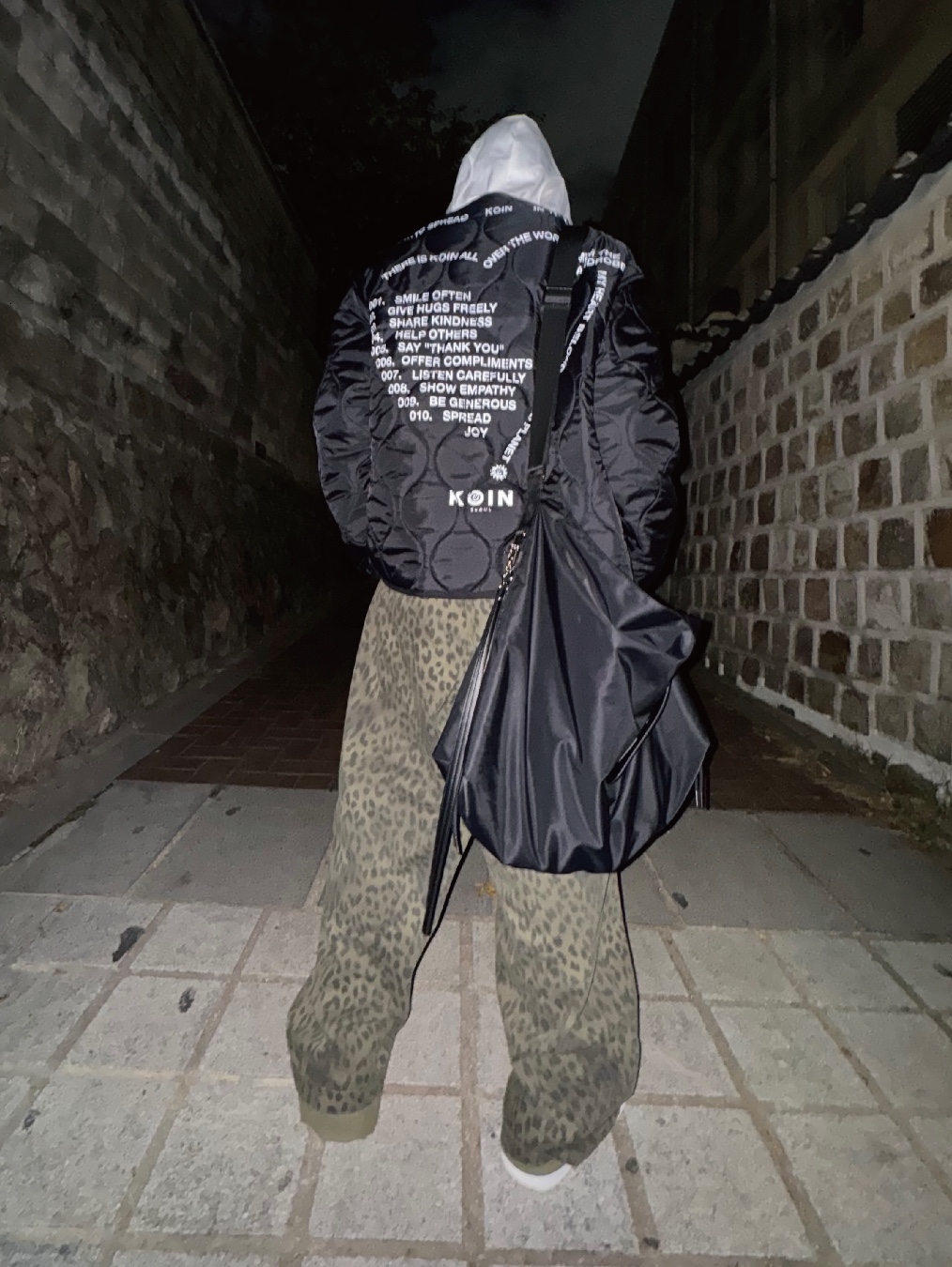 ersco Leopard Baggy Trousers Khaki 착용 스타일 - 1