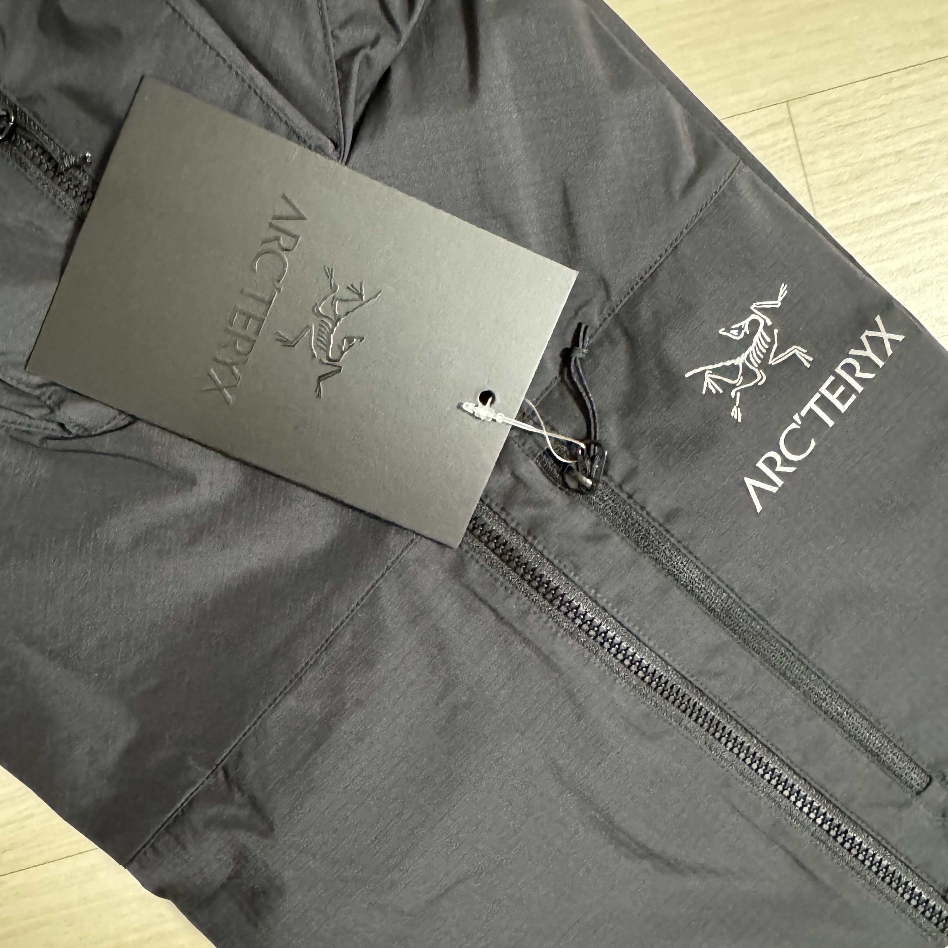 Arc'teryx Squamish Hoody Black 착용 스타일