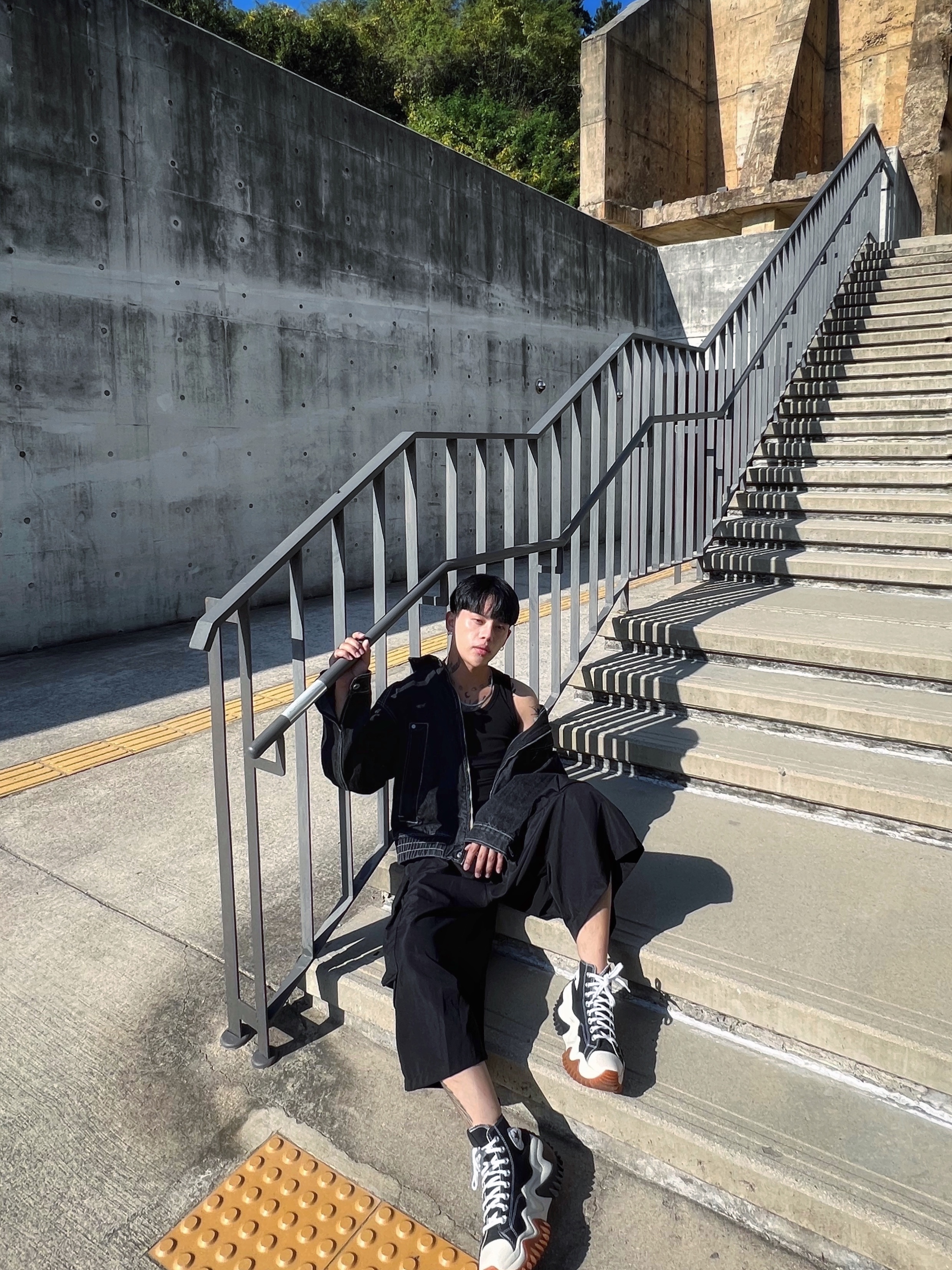 Converse Run Star Motion High Black 착용 스타일 - 1