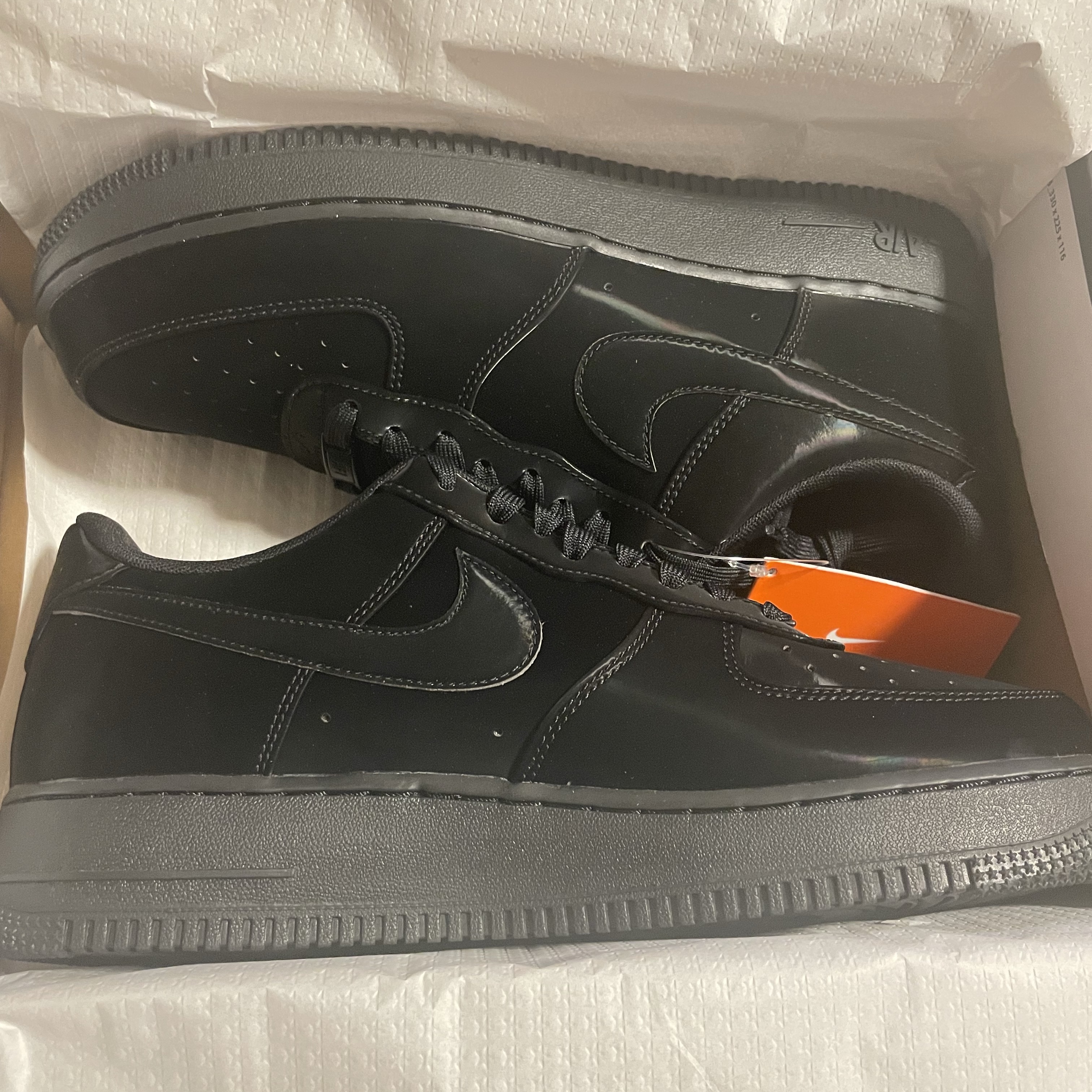Nike Air Force 1 '07 LX Black 착용 스타일 - 1