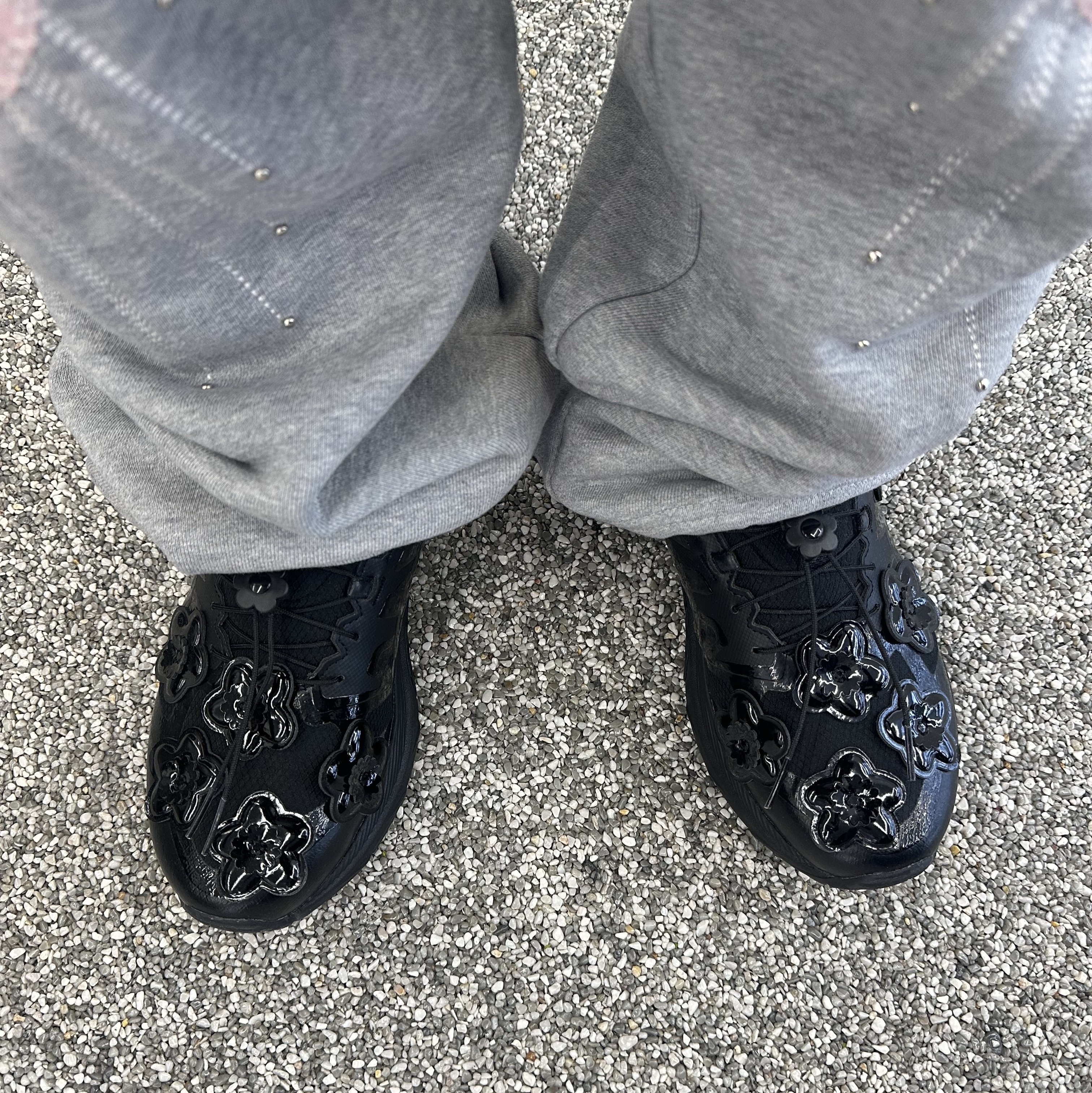 Asics x Cecilie Bahnsen Gel-Terrain Black, Arc'teryx Cerium Hoody Daybreak 착용 스타일 - 6