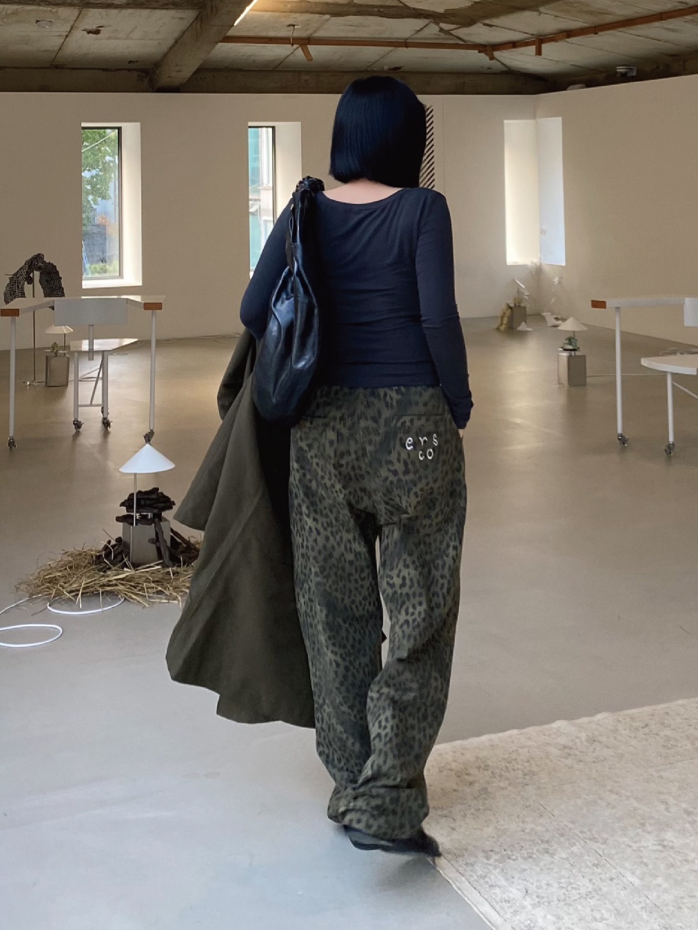 ersco Leopard Baggy Trousers Khaki 착용 스타일 - 6