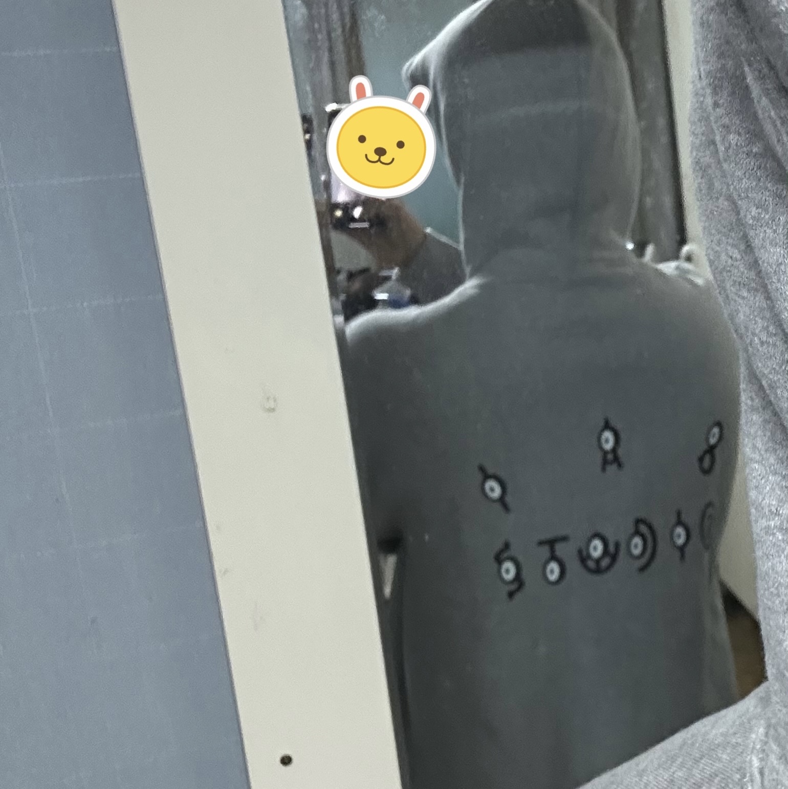 IAB Studio x Pokemon Unown Hoodie Gray 착용 스타일