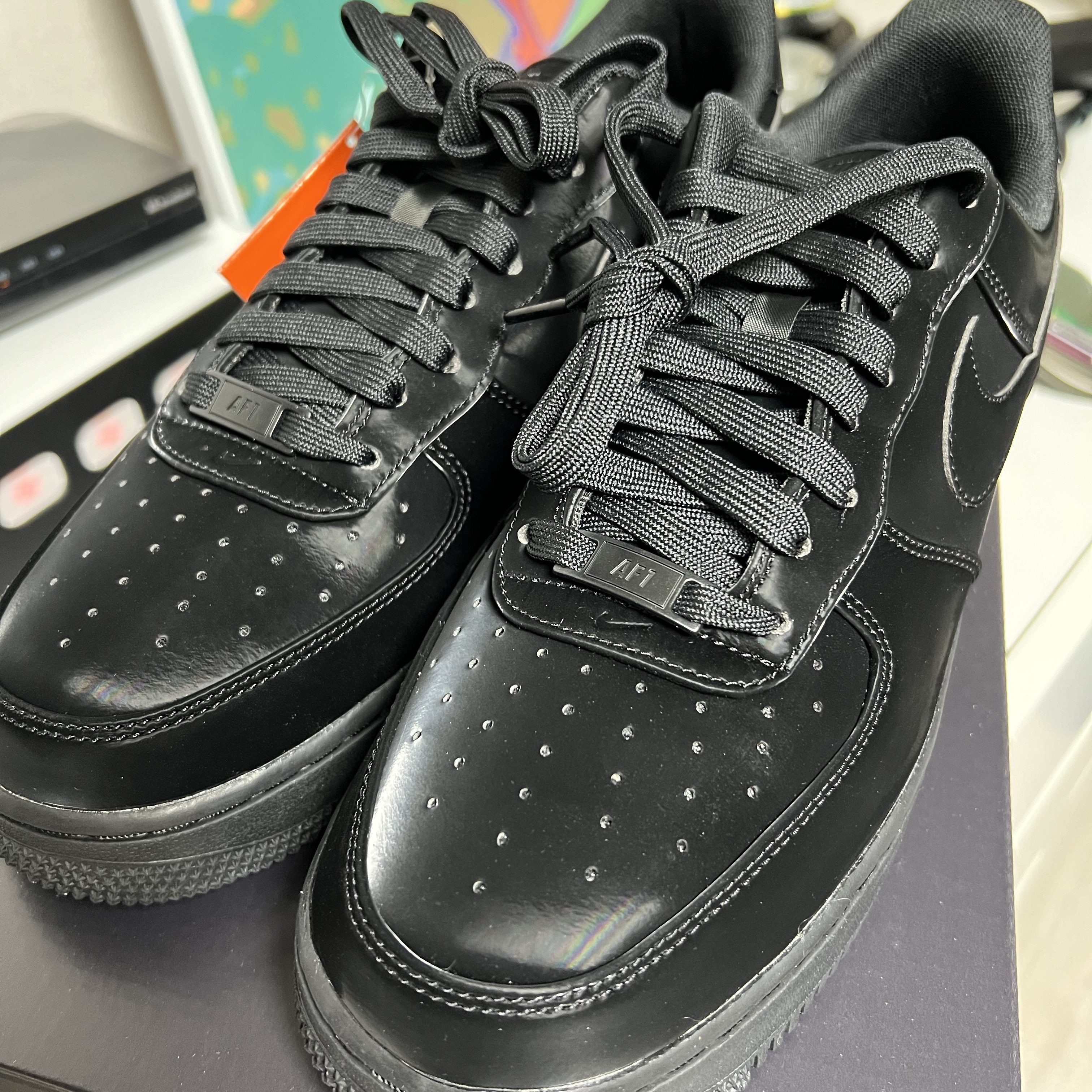Nike Air Force 1 '07 LX Black 착용 스타일 - 1