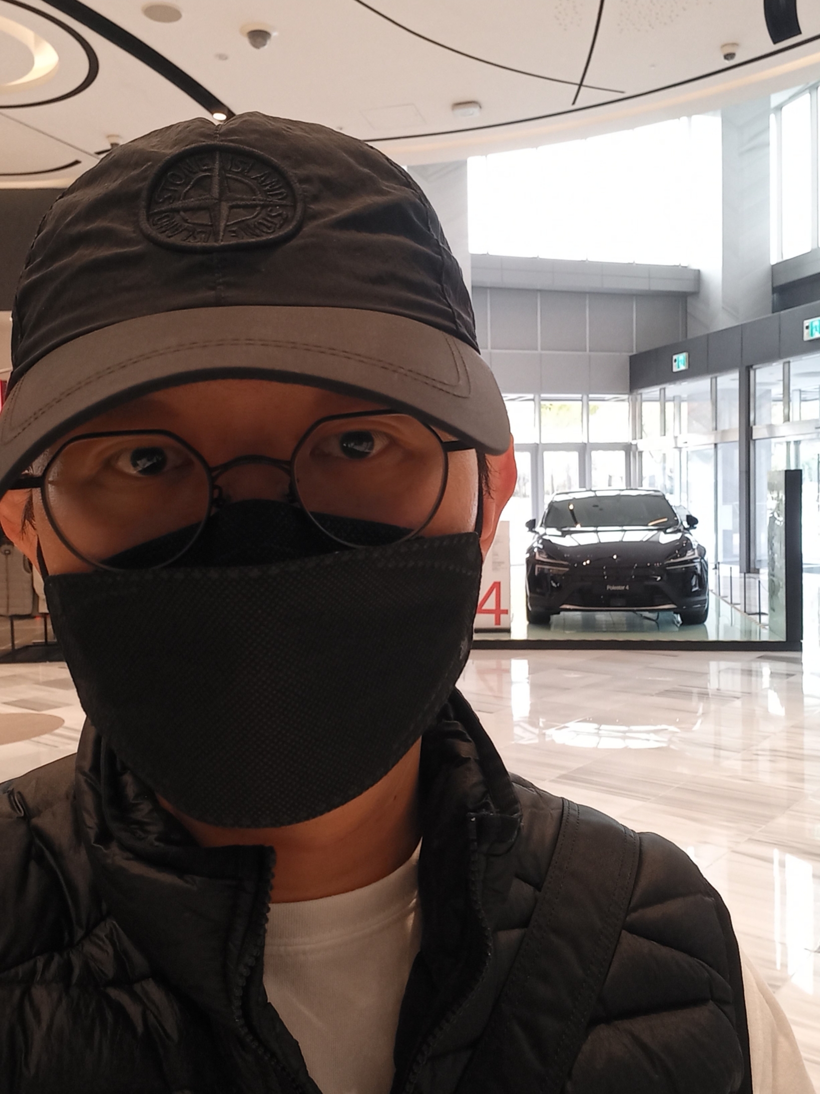 Stone Island G0224 Packable Loom Woven Chambers R-Nylon Down TC Vest Black - 23SS, Stussy Basic Stussy T-Shirt White 2024, 2025 착용 스타일 - 5