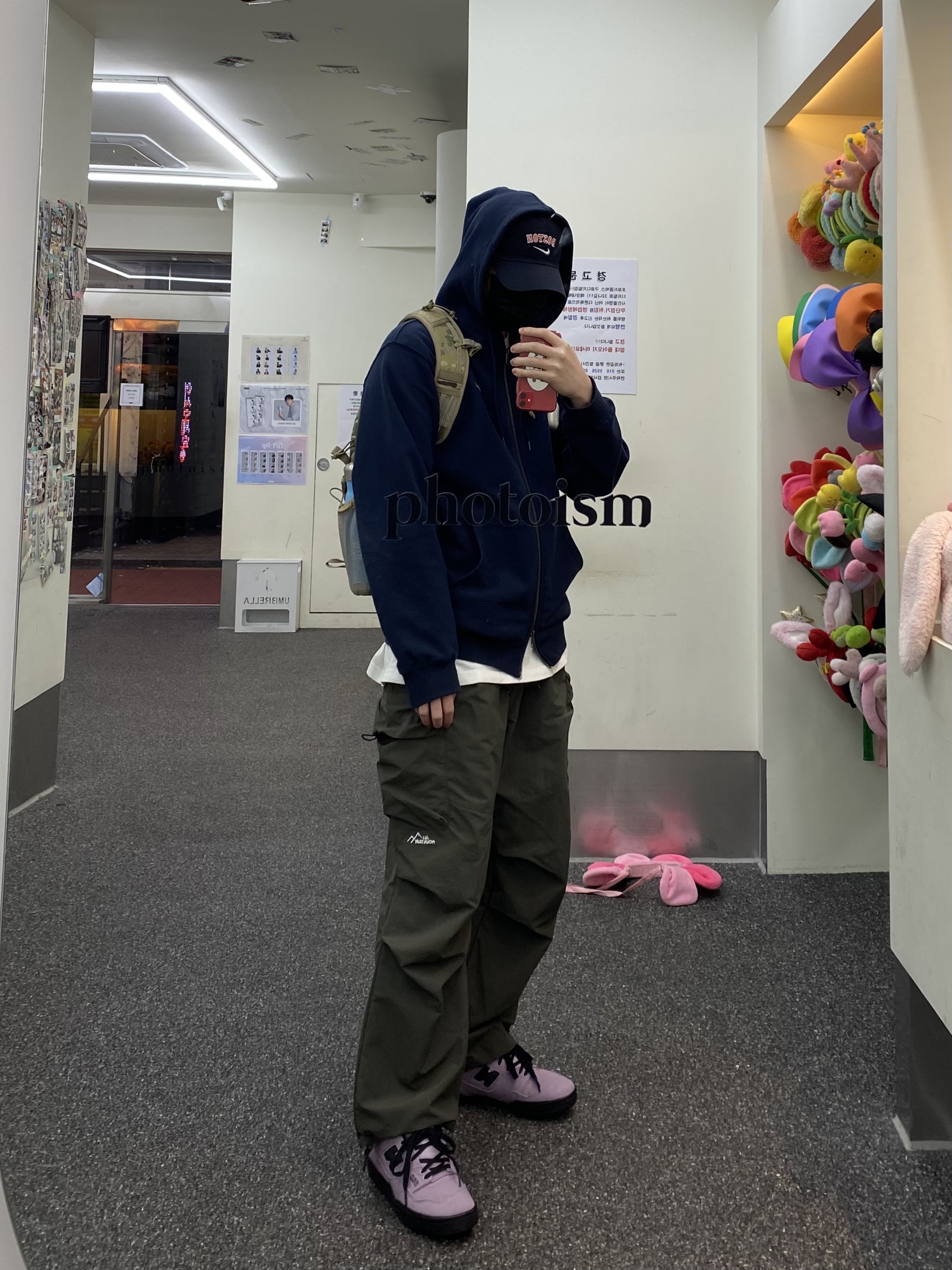 Nike Heritage 86 Wordmark Swoosh MLB Boston Red Sox Adjustable Hat Navy, New Balance x Thisisneverthat 550 Lavender Black 착용 스타일 - 1