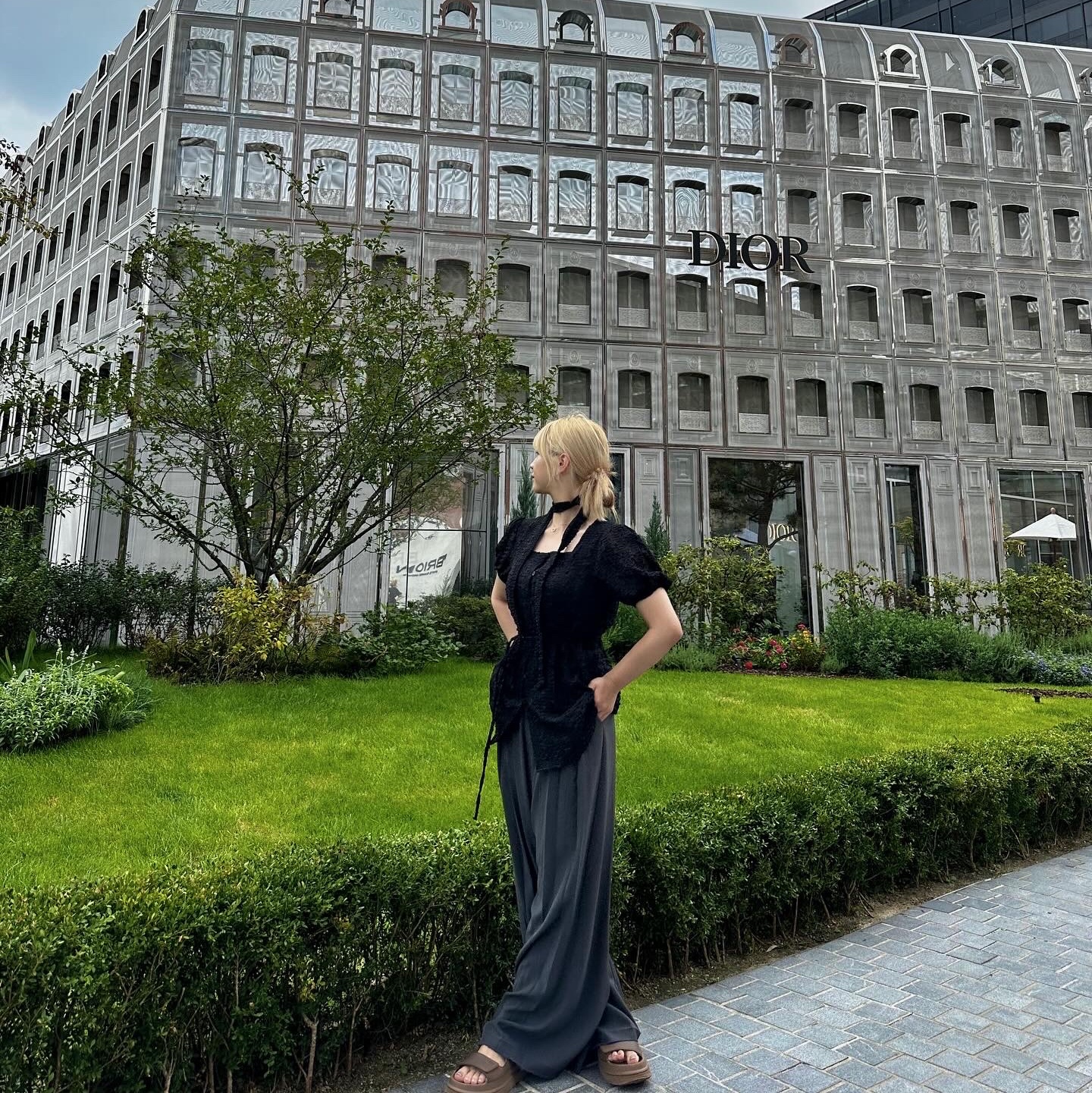 (W) UGG GoldenGlow Bison Brown 착용 스타일