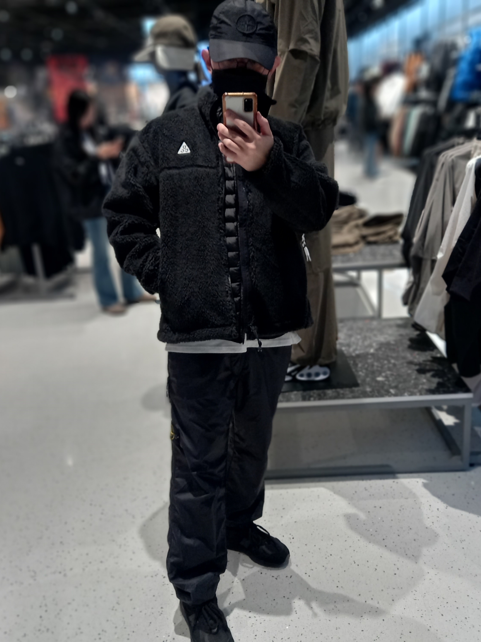 New Balance x Stone Island 991v2 Made in UK Black, Stone Island G0224 Packable Loom Woven Chambers R-Nylon Down TC Vest Black - 23SS 착용 스타일 - 1