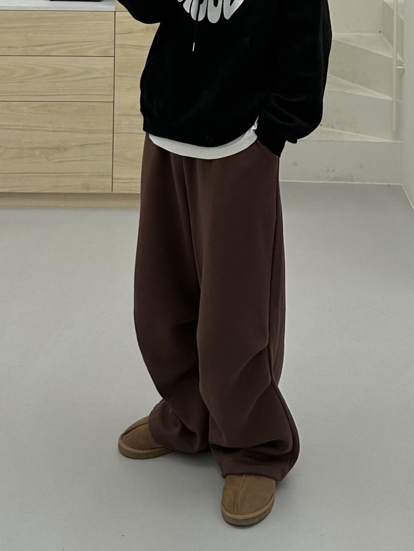 UGG Tasman Slipper Chestnut 착용 스타일 - 4