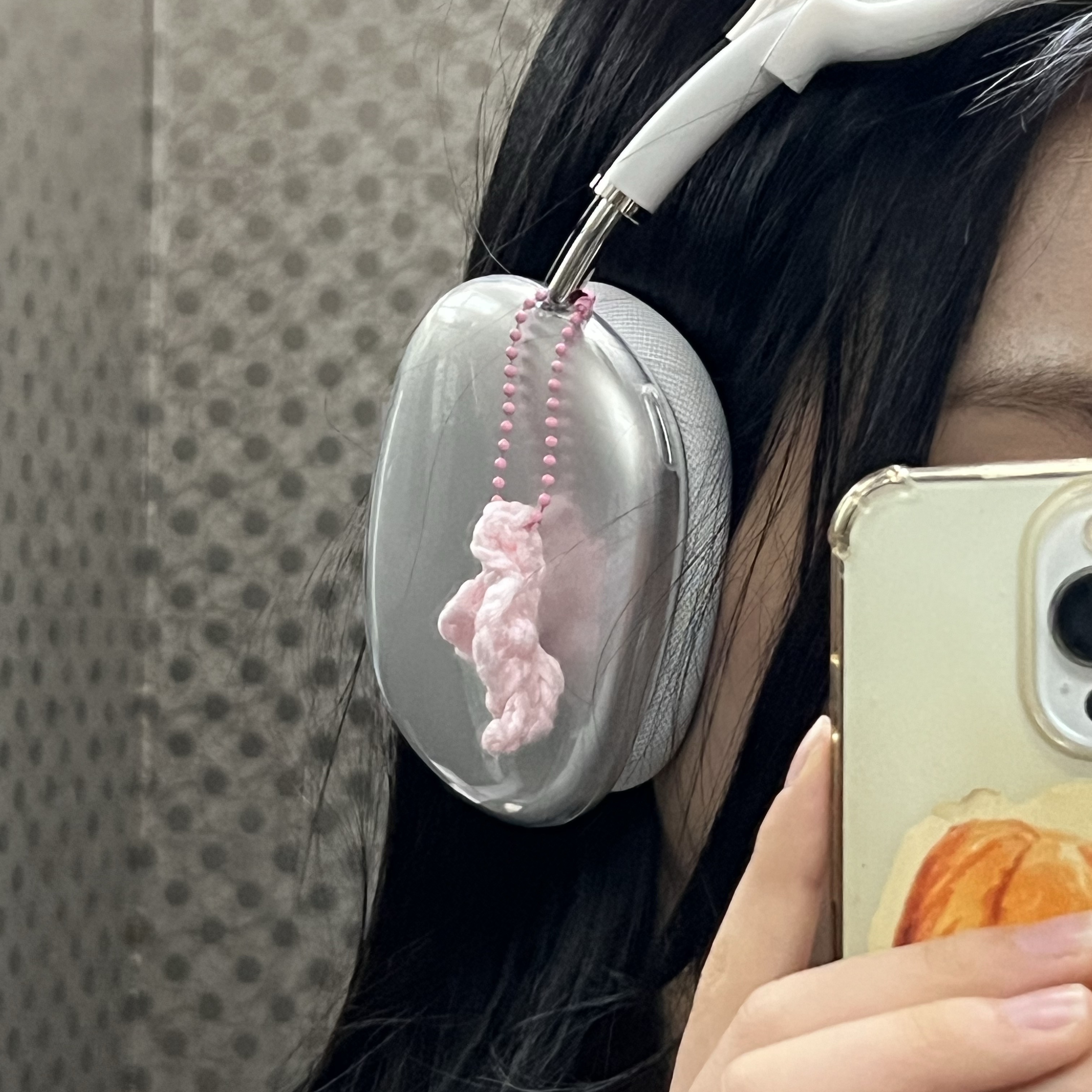 Apple AirPods Max Lightning Silver (Korean Ver.) 착용 스타일 - 2