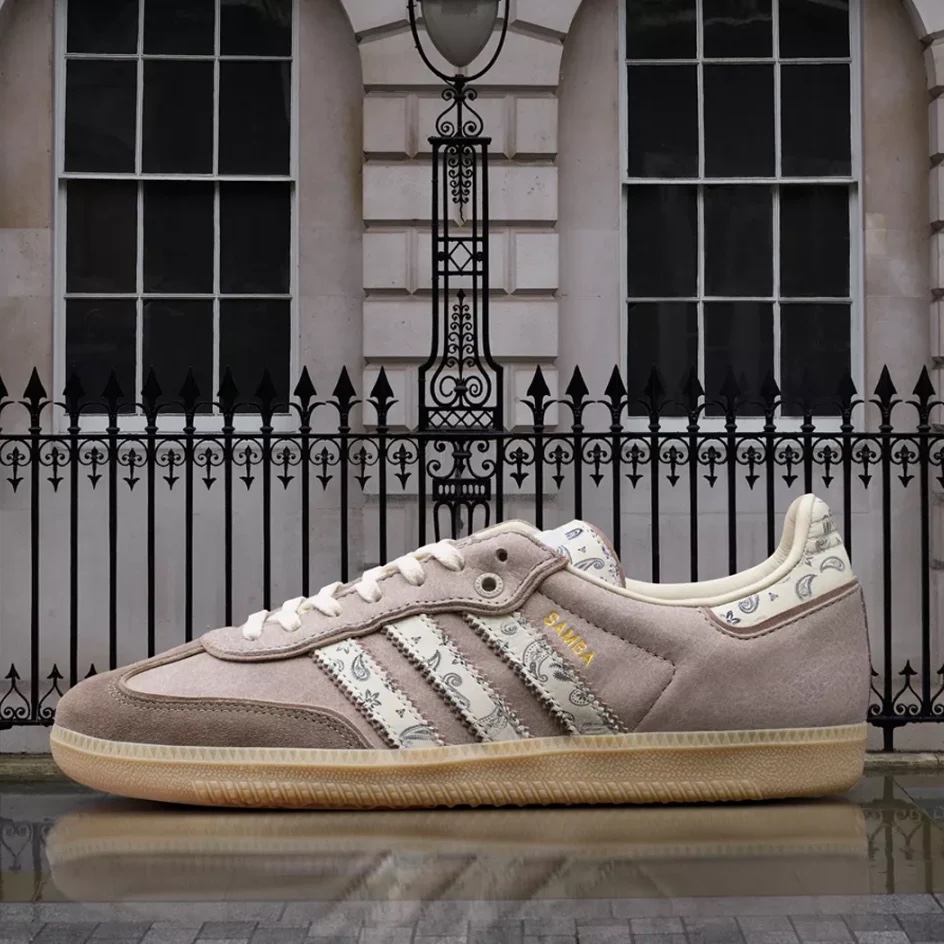 Adidas x Offspring Samba Consortium Cup Pantone Clay 착용 스타일 - 5
