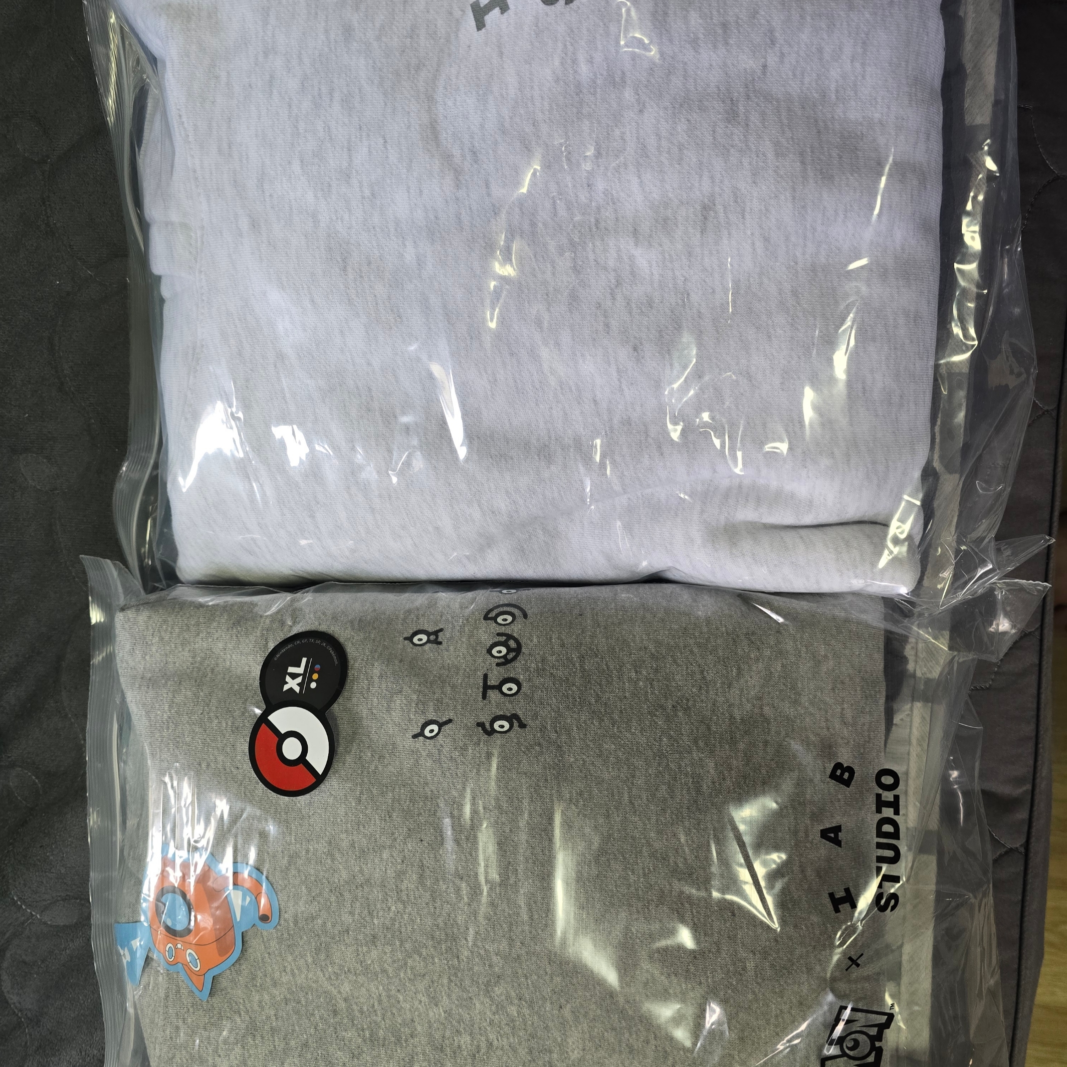 IAB Studio x Pokemon Unown Hoodie Gray, IAB Studio Hoodie Light Gray 착용 스타일