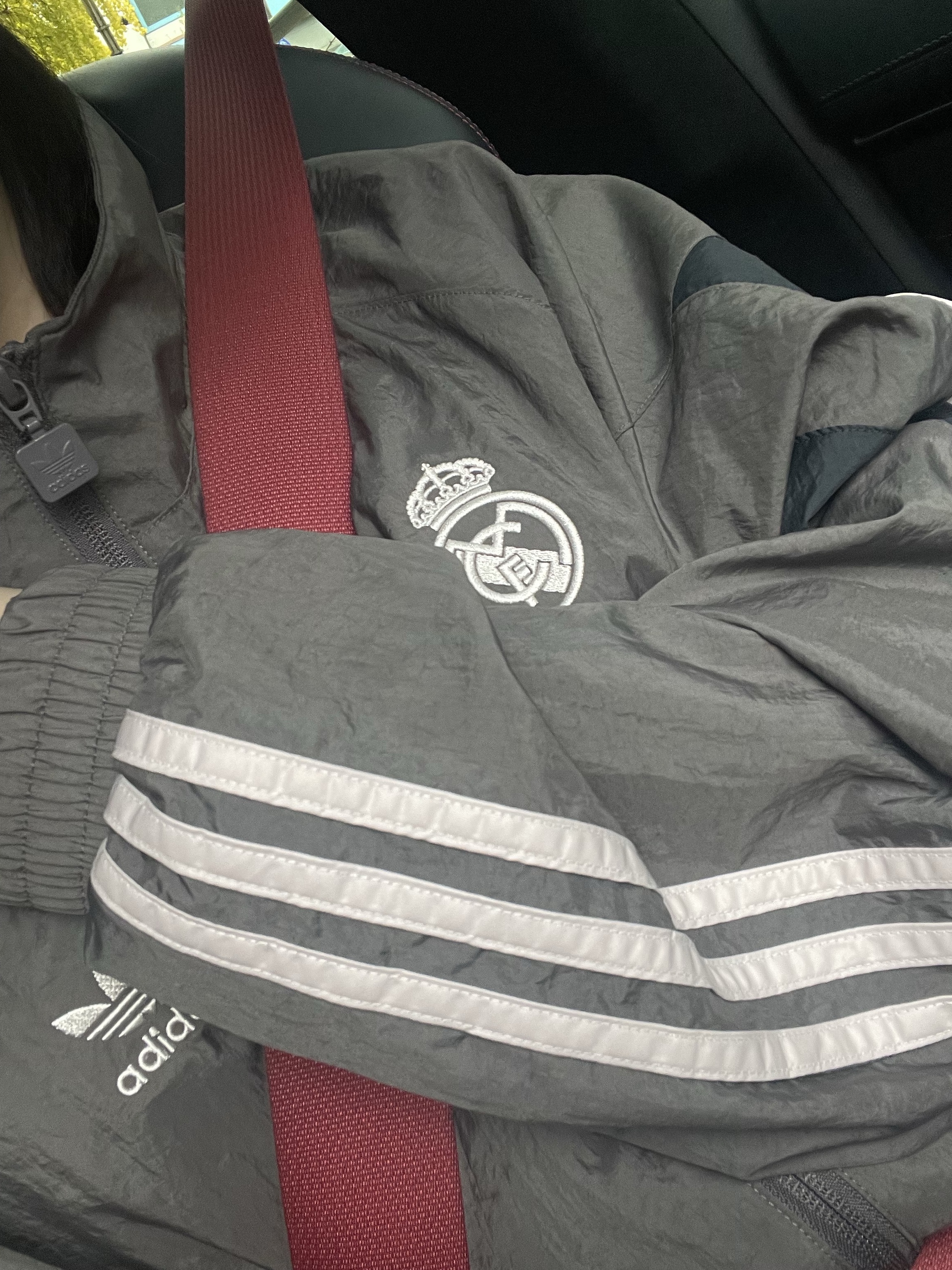 Adidas Real Madrid Originals Track Top Charcoal Grey - KR Sizing 착용 스타일