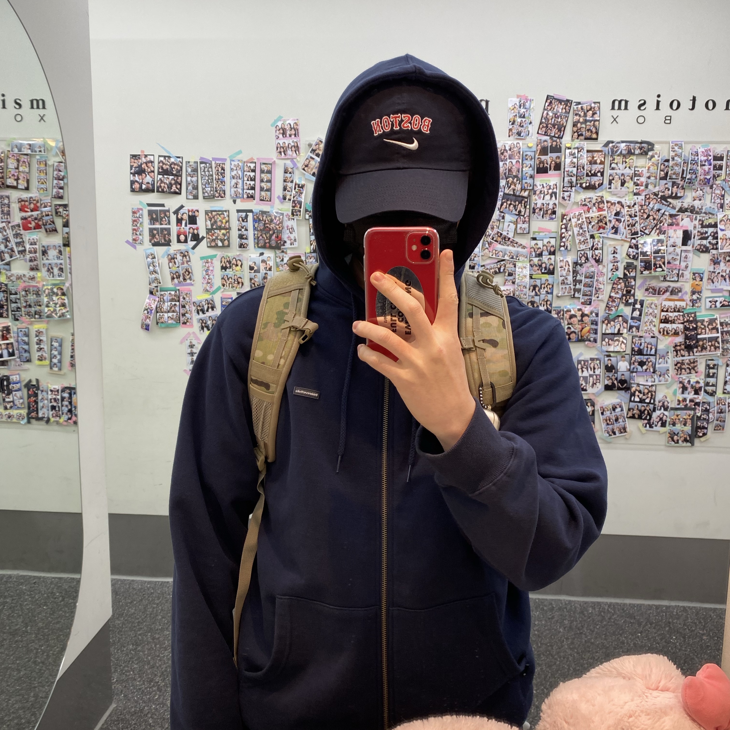 New Balance x Thisisneverthat 550 Lavender Black, Casetify x IAB Studio Single White Logo AirPods Pro Case Clear 착용 스타일 - 2