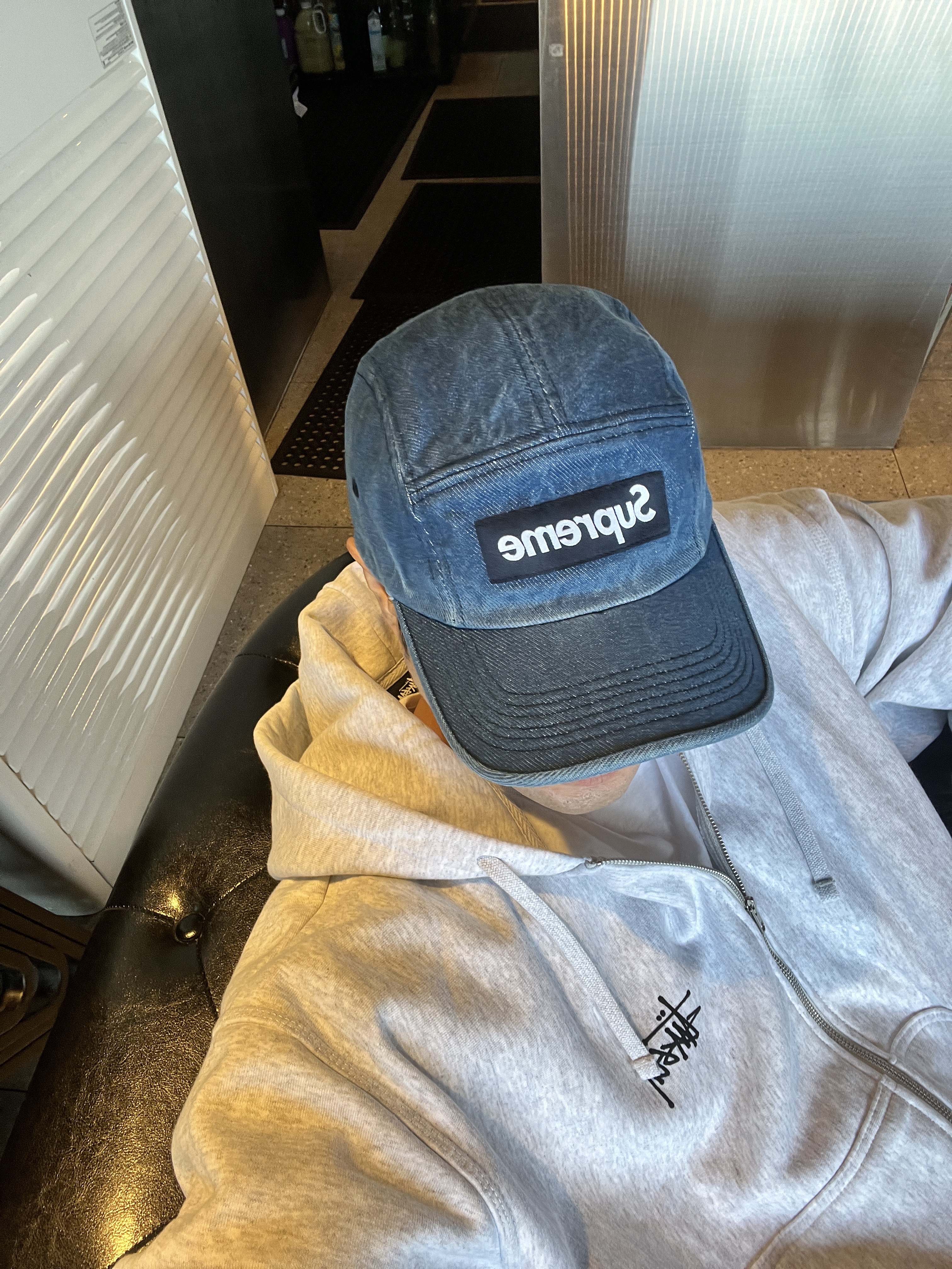 Stussy Basic Stussy Zip Hoodie Ash Heather 2023, Supreme Washed Chino Twill Camp Cap Denim - 24FW 착용 스타일 - 1