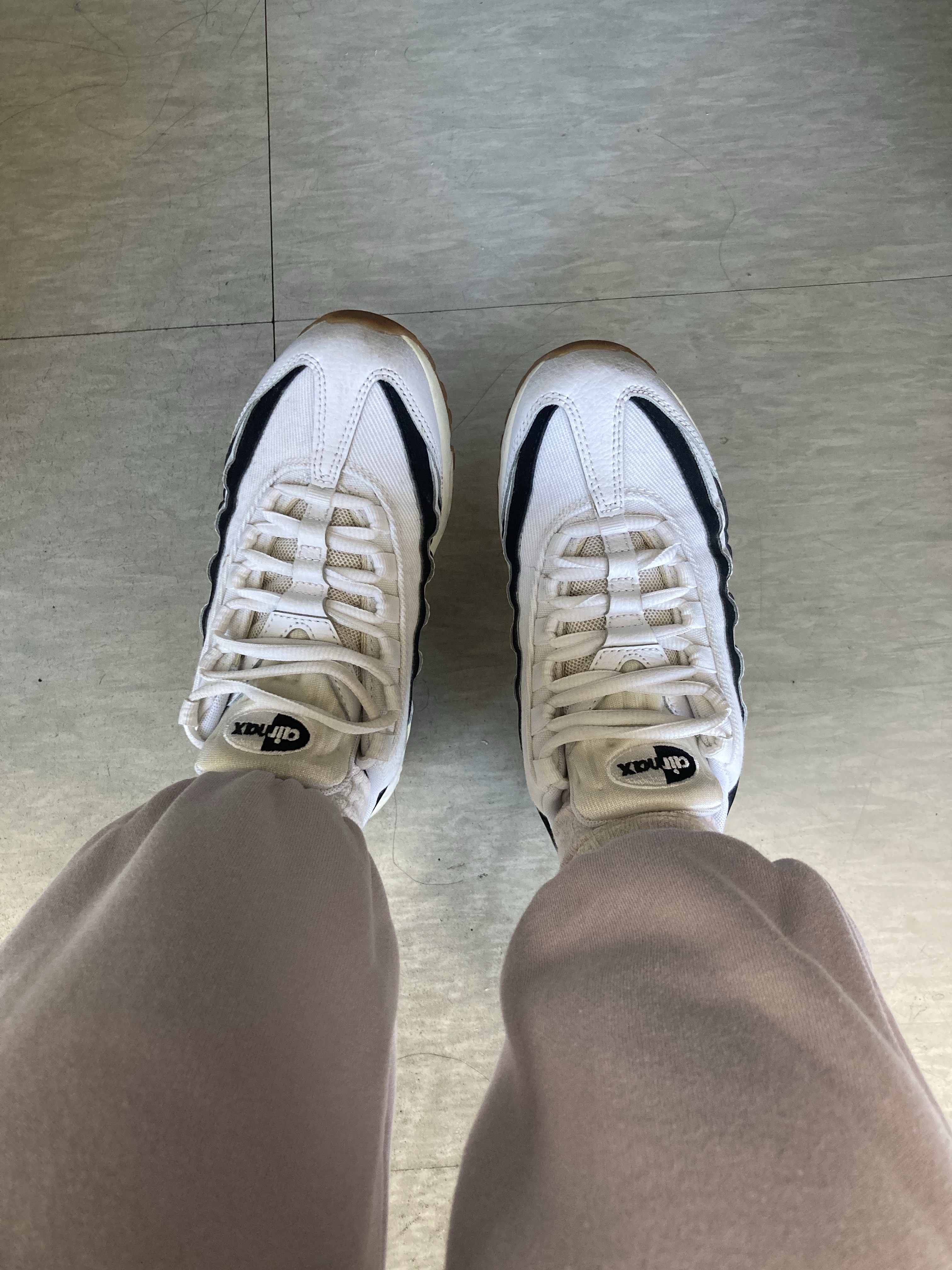 (W) Nike Air Max 95 Juventus 2018 착용 스타일 - 2