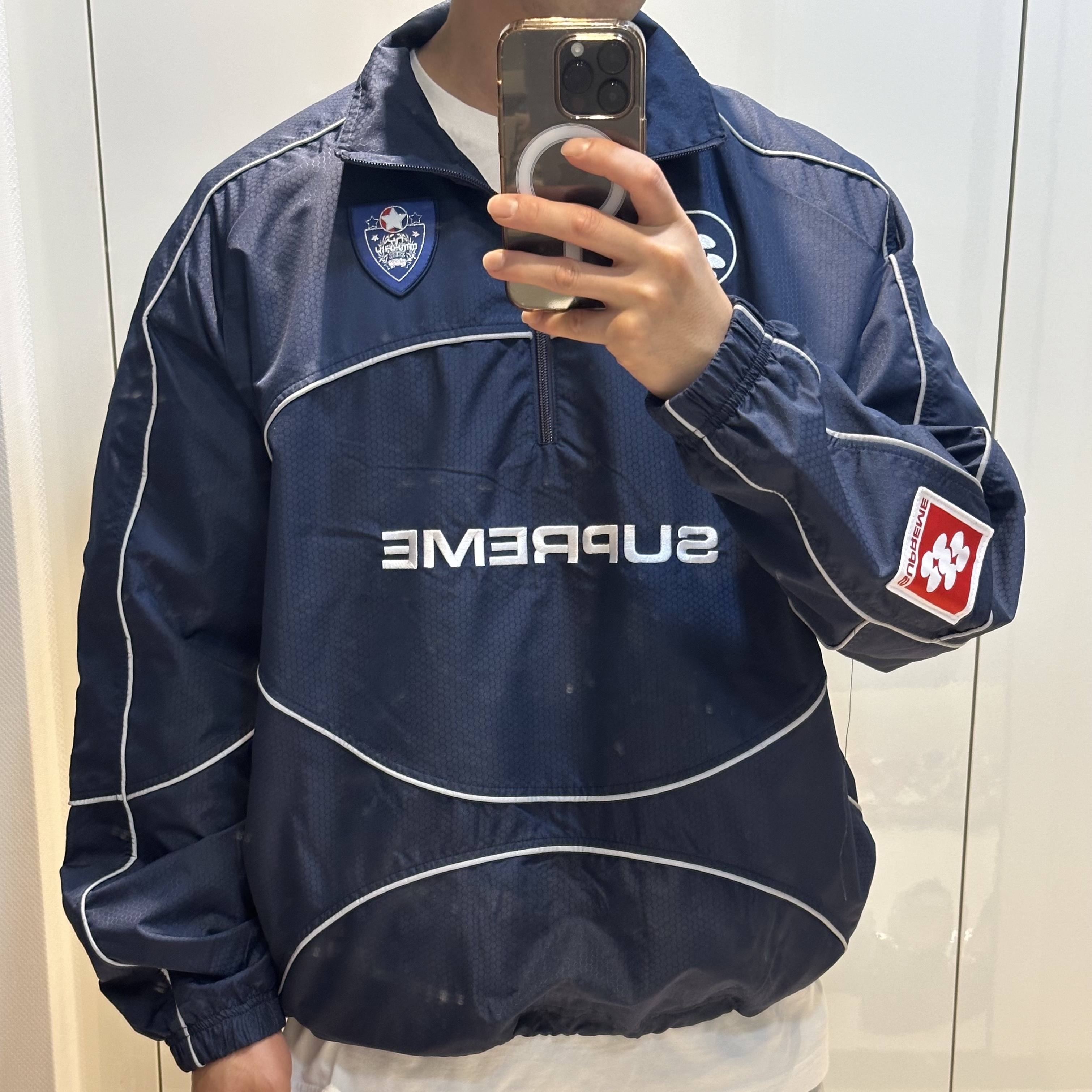 Supreme Reflective Piping Pullover Navy - 24FW 착용 스타일