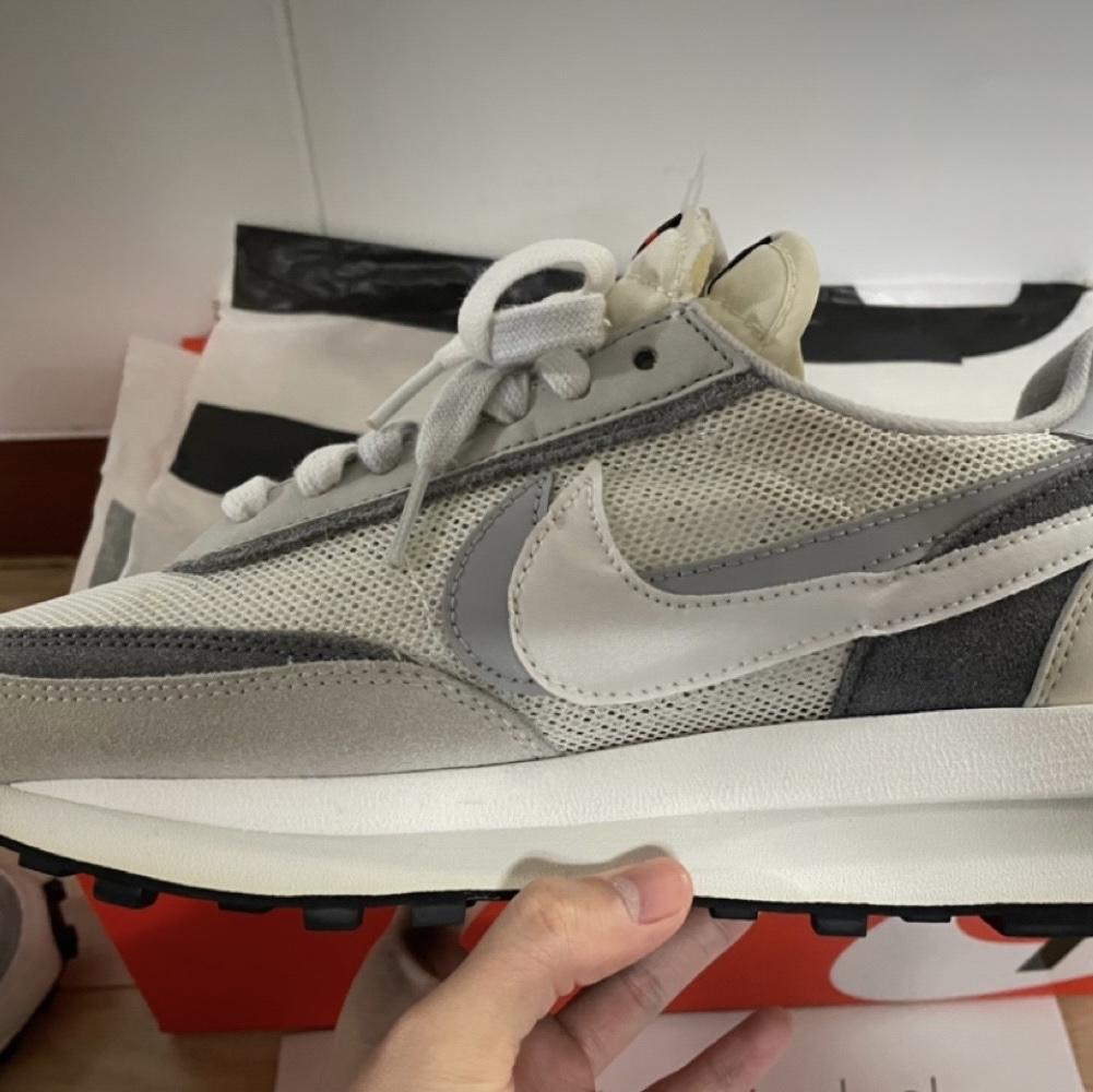 Nike x Sacai LDWaffle Summit White 착용 스타일