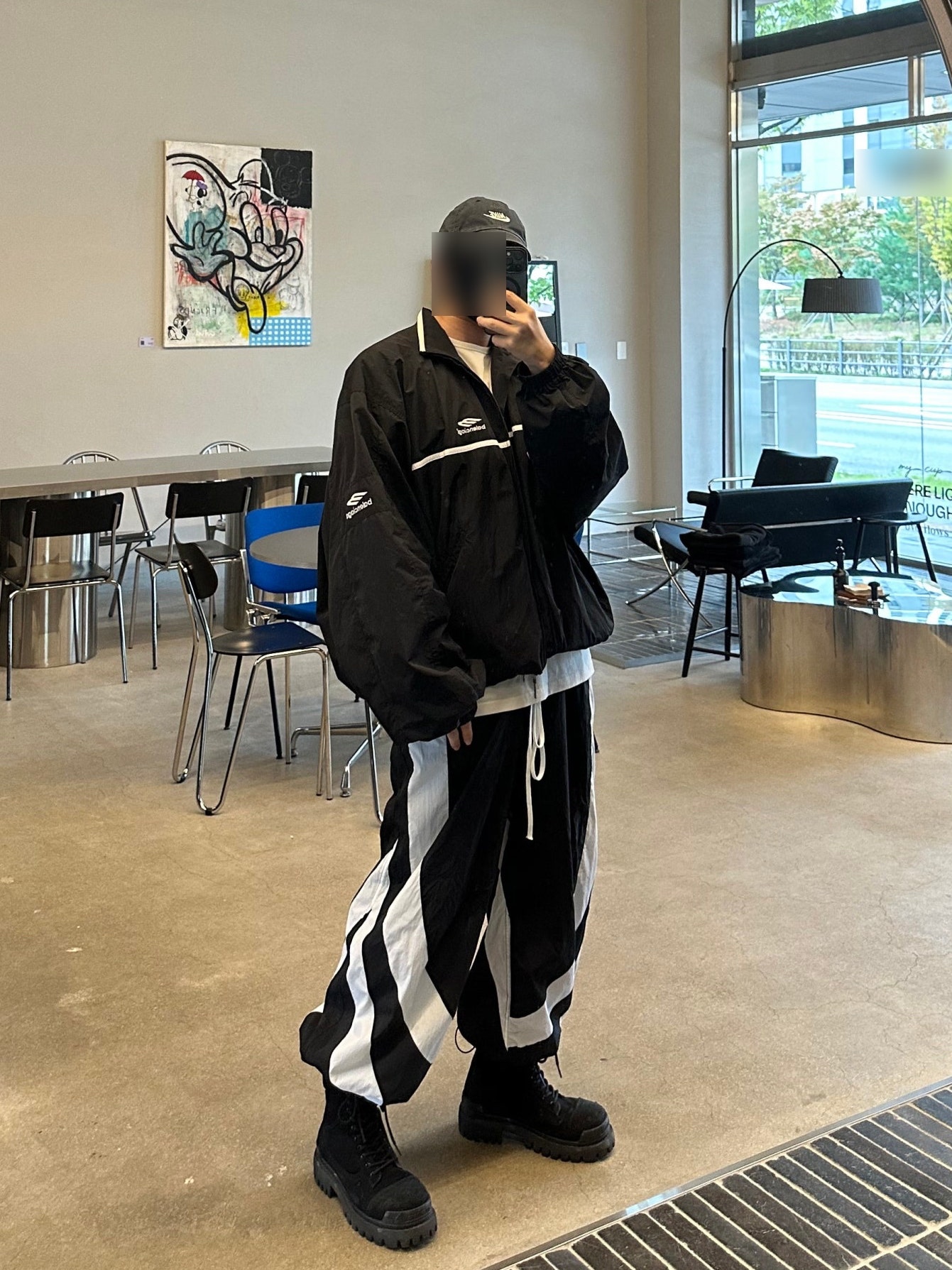Balenciaga 3B Sports Icon Layered Tracksuit Jacket in Black, Balenciaga Combat Strike 20mm Boots Black 착용 스타일 - 1