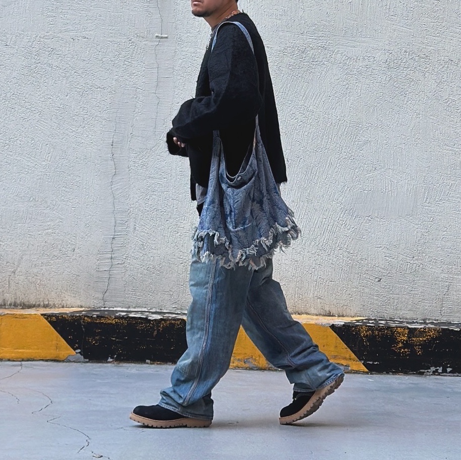 Kapital 12 oz. Magpie Denim Medicine Bag Large Indigo Light Color, Saint Mxxxxxx Cardigan Mohair Black - 23AW 착용 스타일 - 1