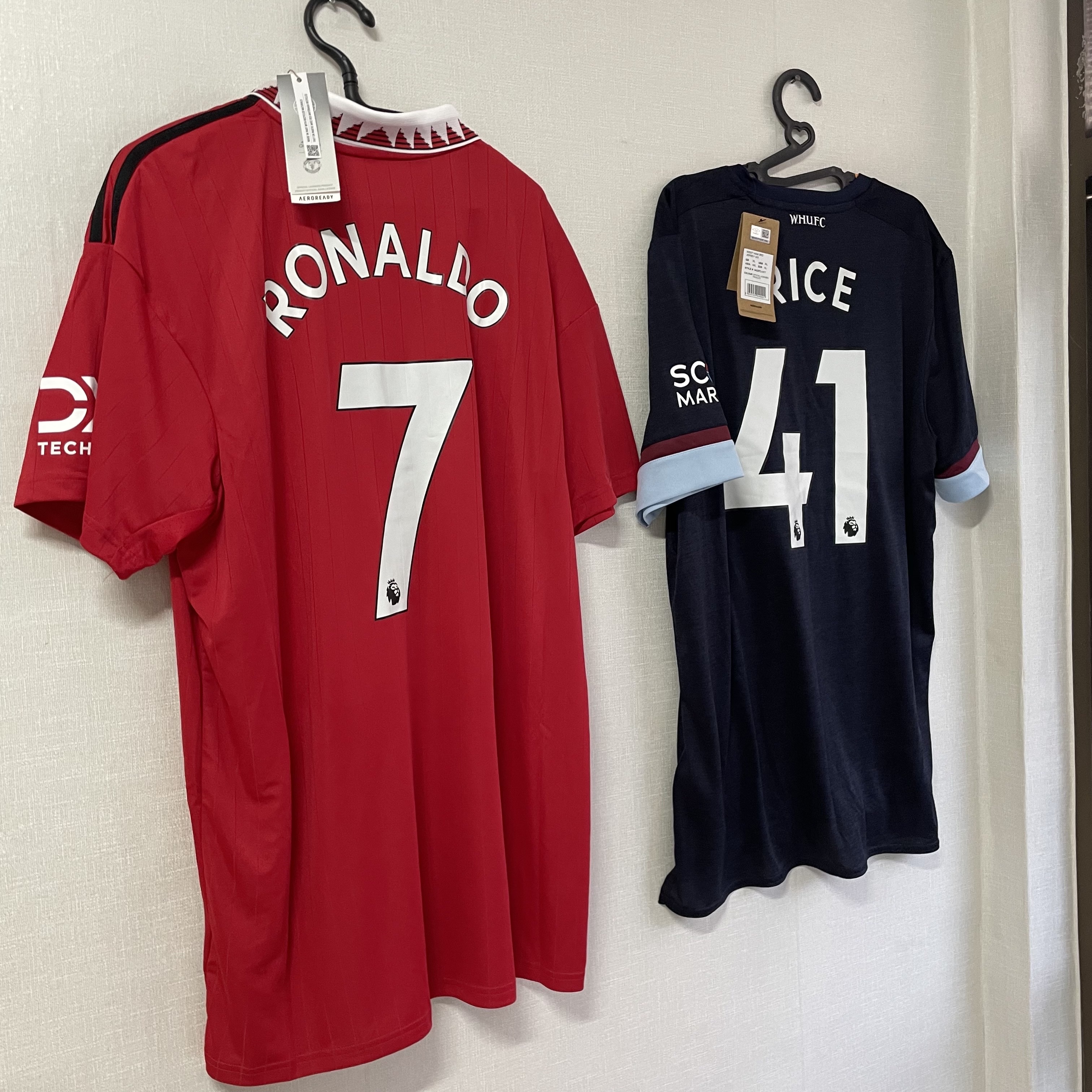Adidas Manchester United 2022/23 Home Jersey Real Red - US Sizing (Non Marking Ver.) 착용 스타일 - 1