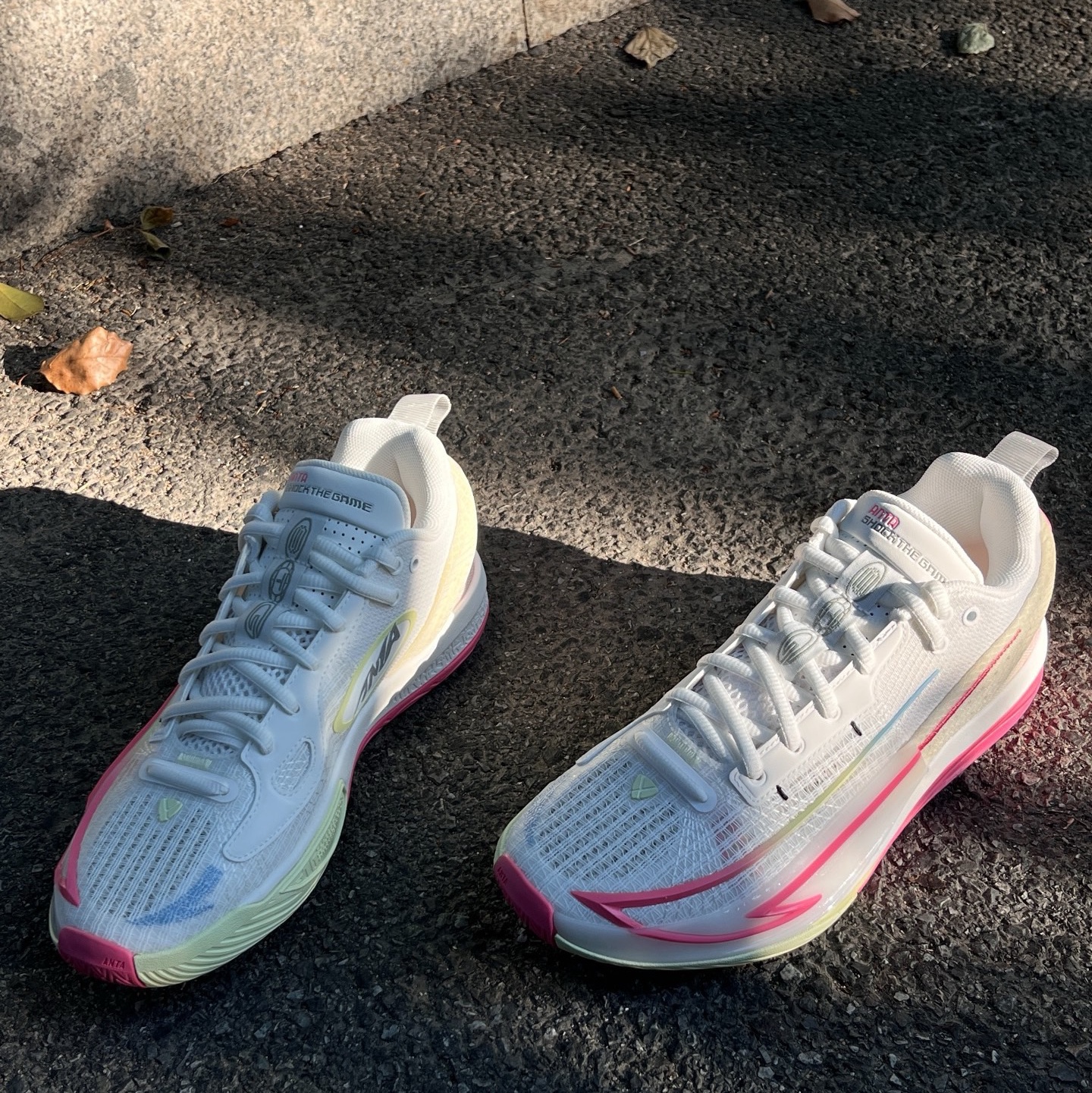 Anta Saclplet 1 White Pink 착용 스타일