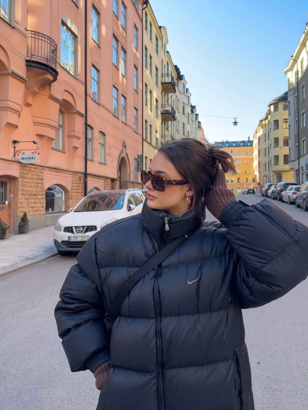 Supreme x Nike Reversible Puffy Jacket Black - 21SS, Moncler Maya Short Down Jacket Black - 24FW 착용 스타일 - 9