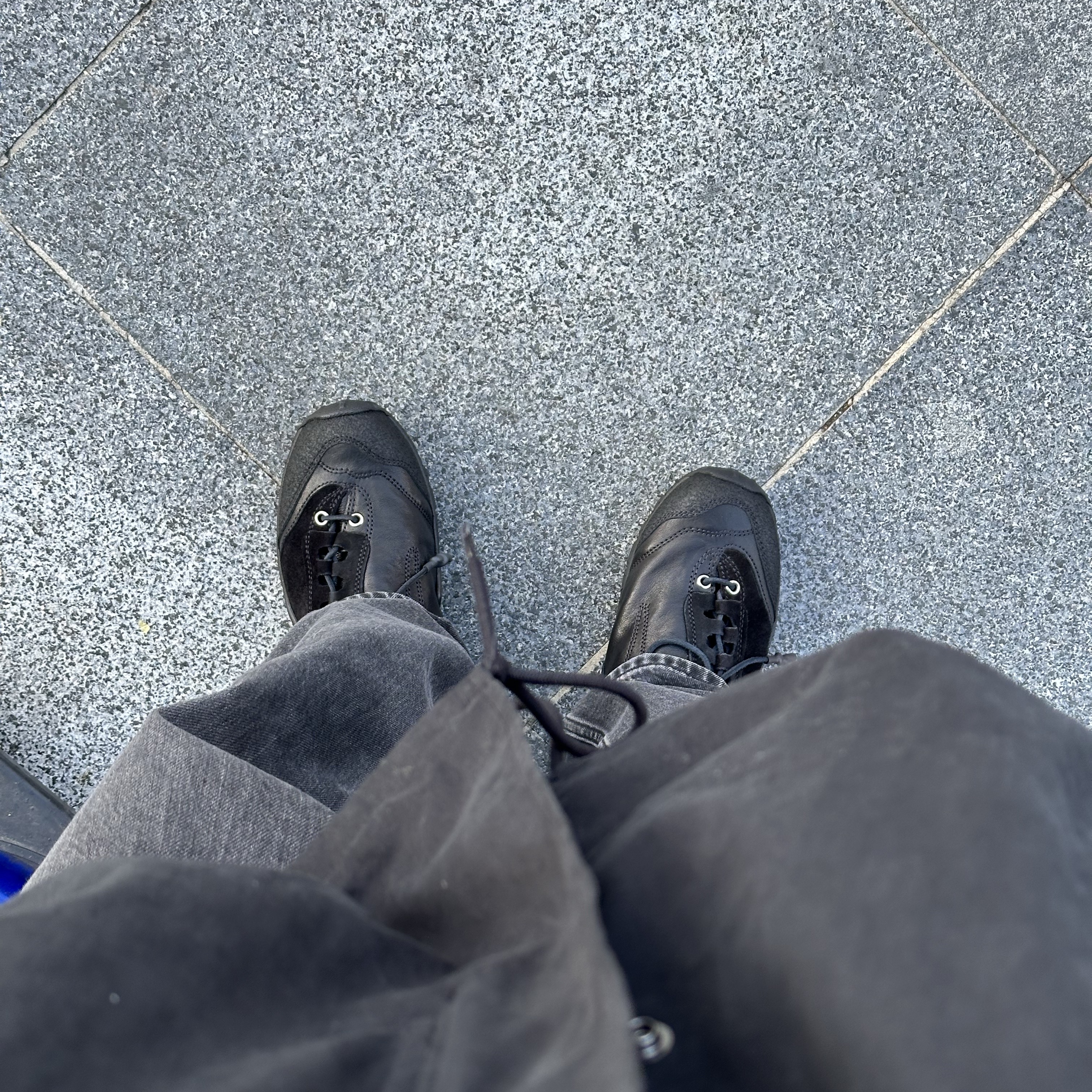Our Legacy Gabe Stealth Black Leather 착용 스타일
