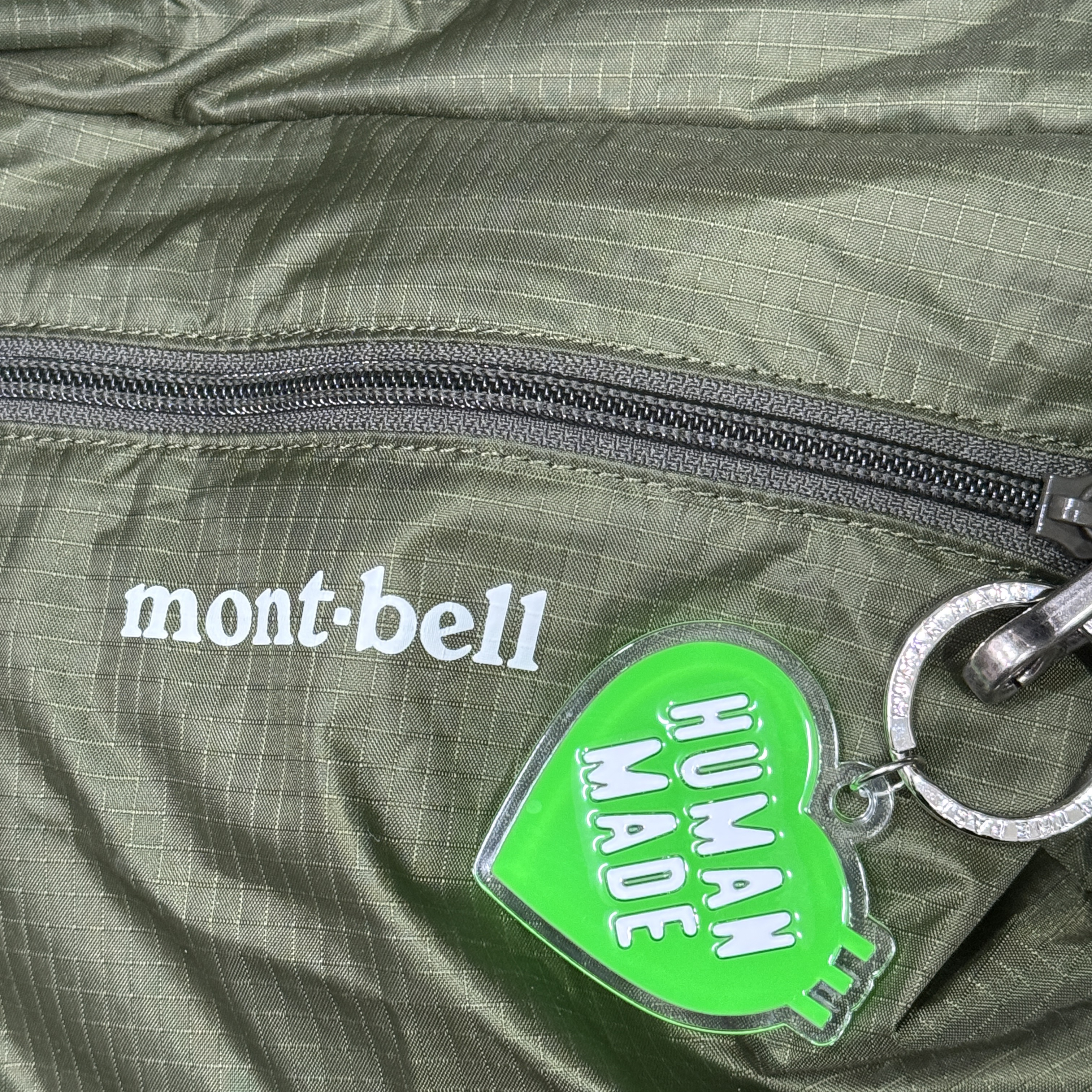 Human Made Acrylic Heart Keyring Green, Montbell Pocketable Light Shoulder Bag Small Khaki Green 착용 스타일