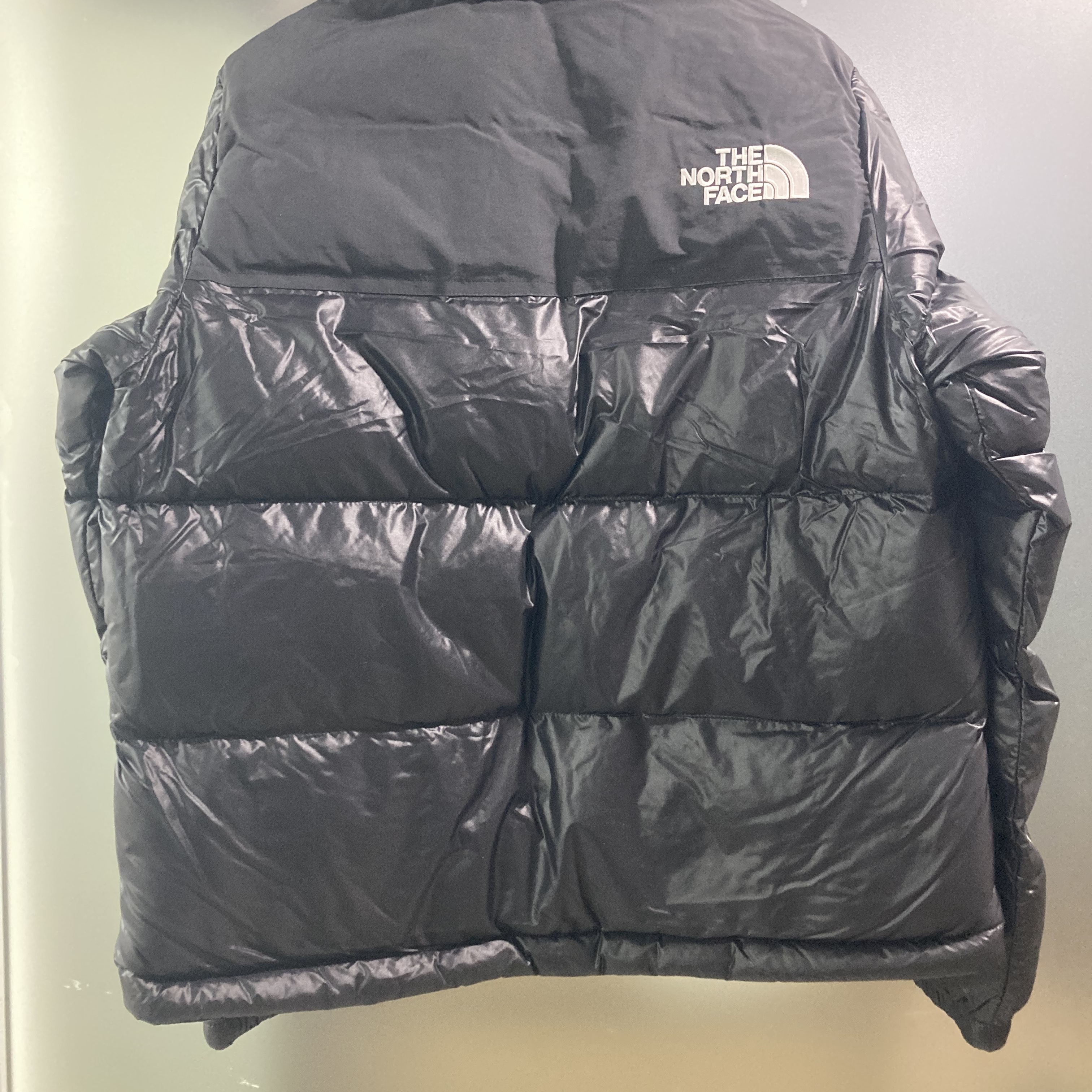 (W) The North Face Nuptse On Ball Jacket Black, (W) The North Face Nuptse On Ball Jacket Real Black 착용 스타일 - 2