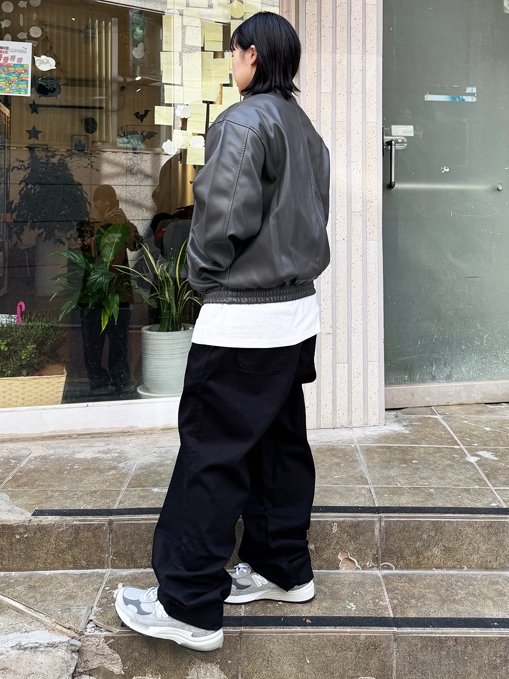 QT8 Garments TL Synthetic Leather Hidden Jacket Charcoal, New Balance 992 Made in USA Grey - D Standard 착용 스타일 - 2