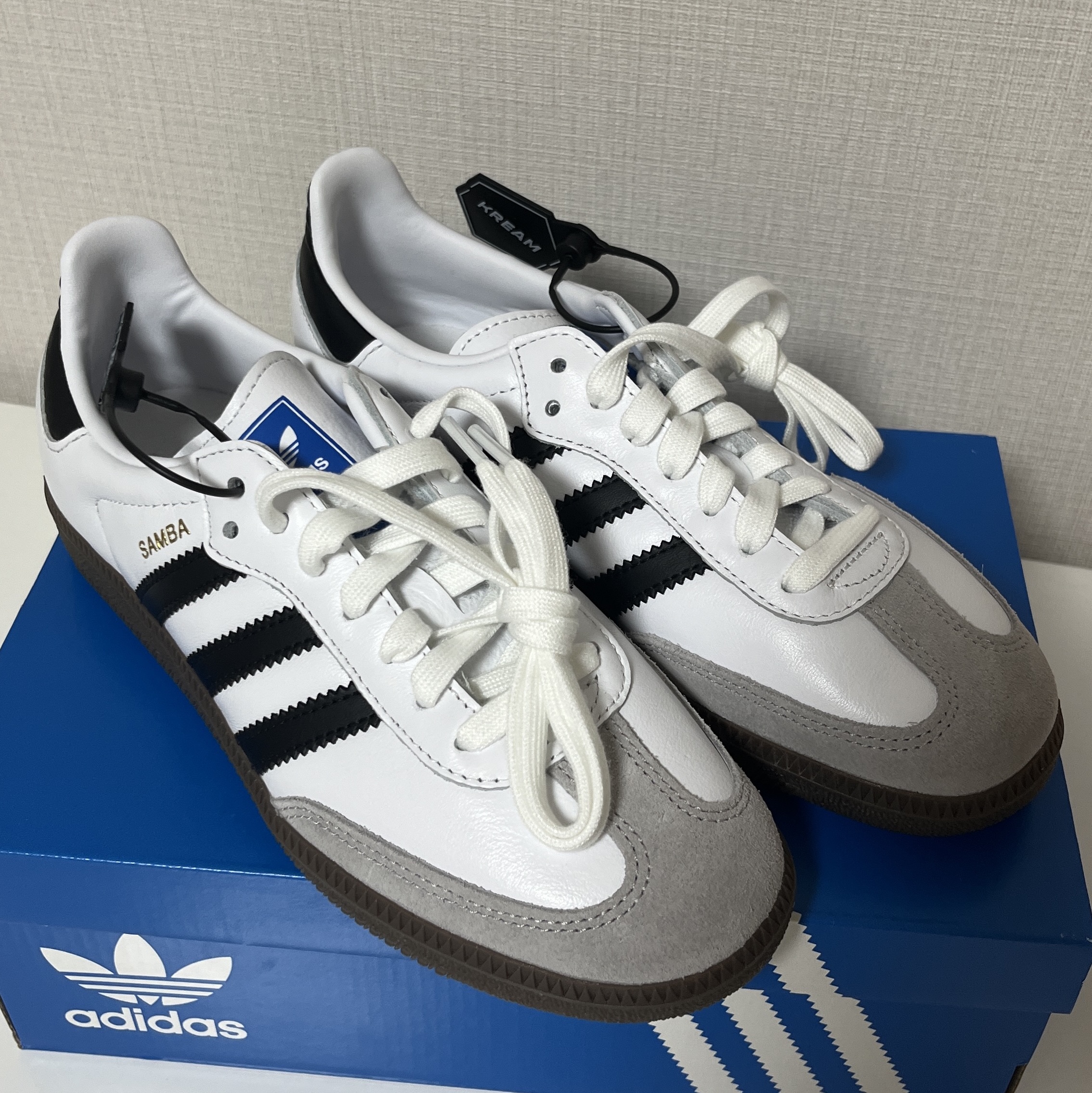 Adidas Samba OG Cloud White 착용 스타일 - 2