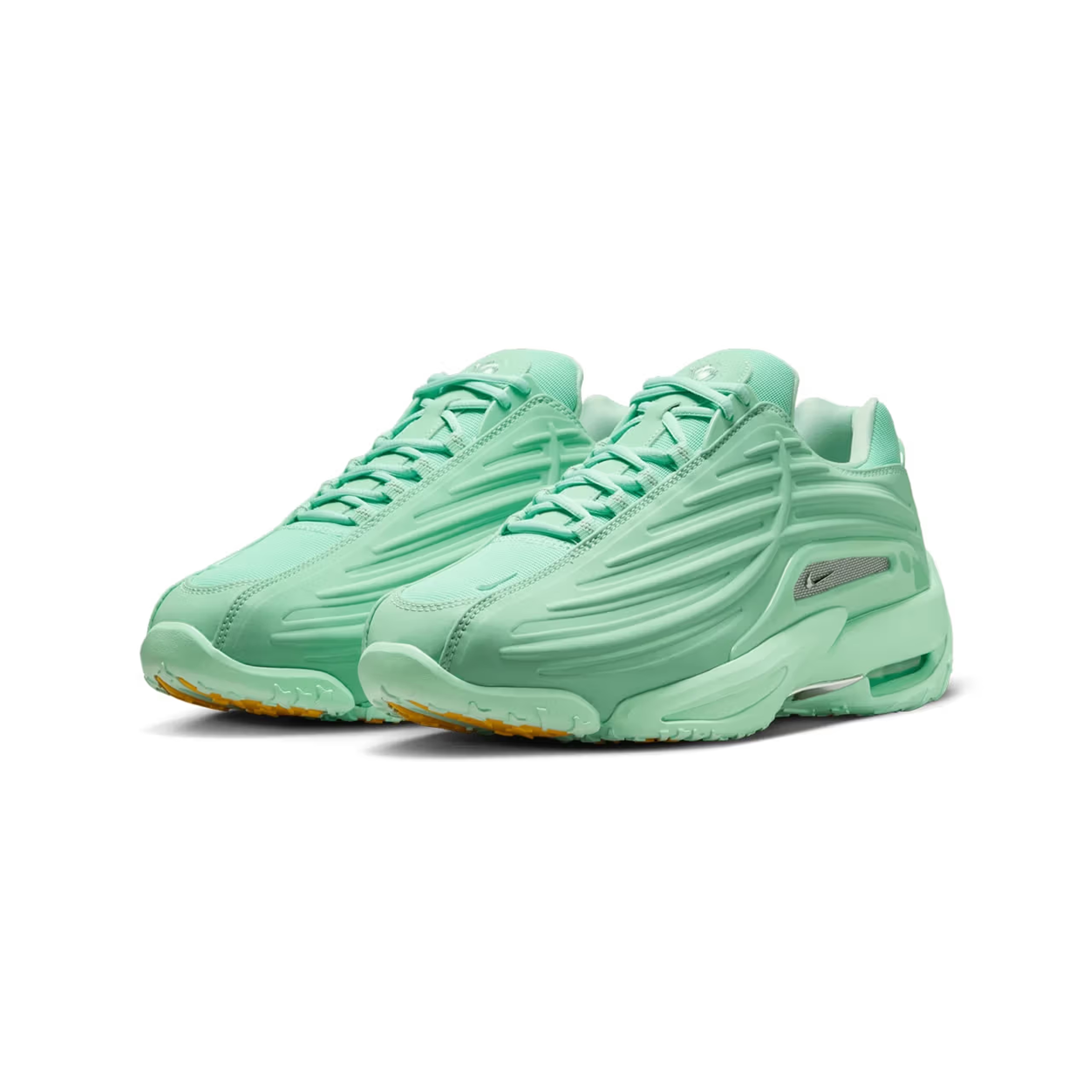Nike x Drake Nocta Hot Step 2 Mint 착용 스타일 - 2