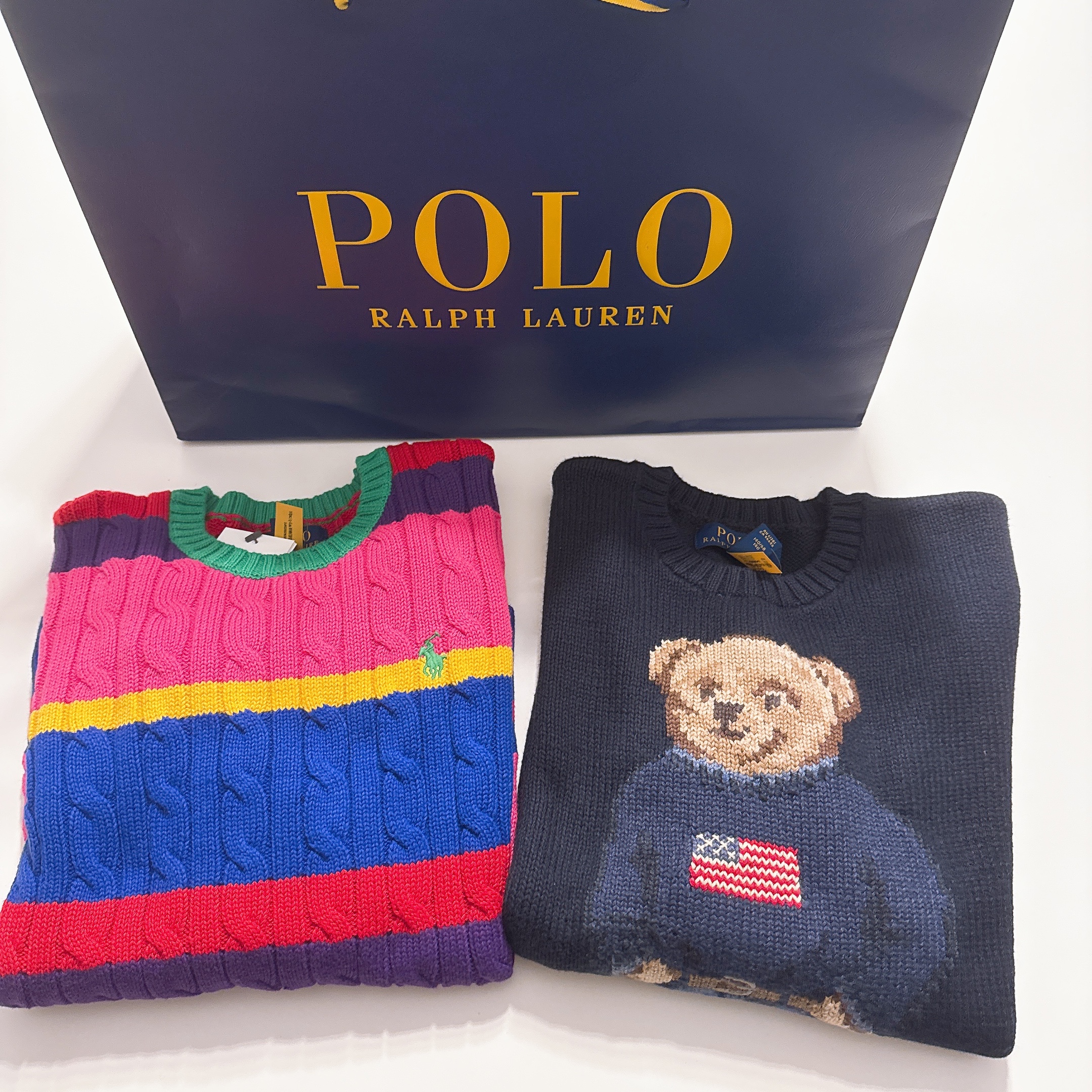 AMI de Coeur Sweatshirt Black 착용 스타일 - 1