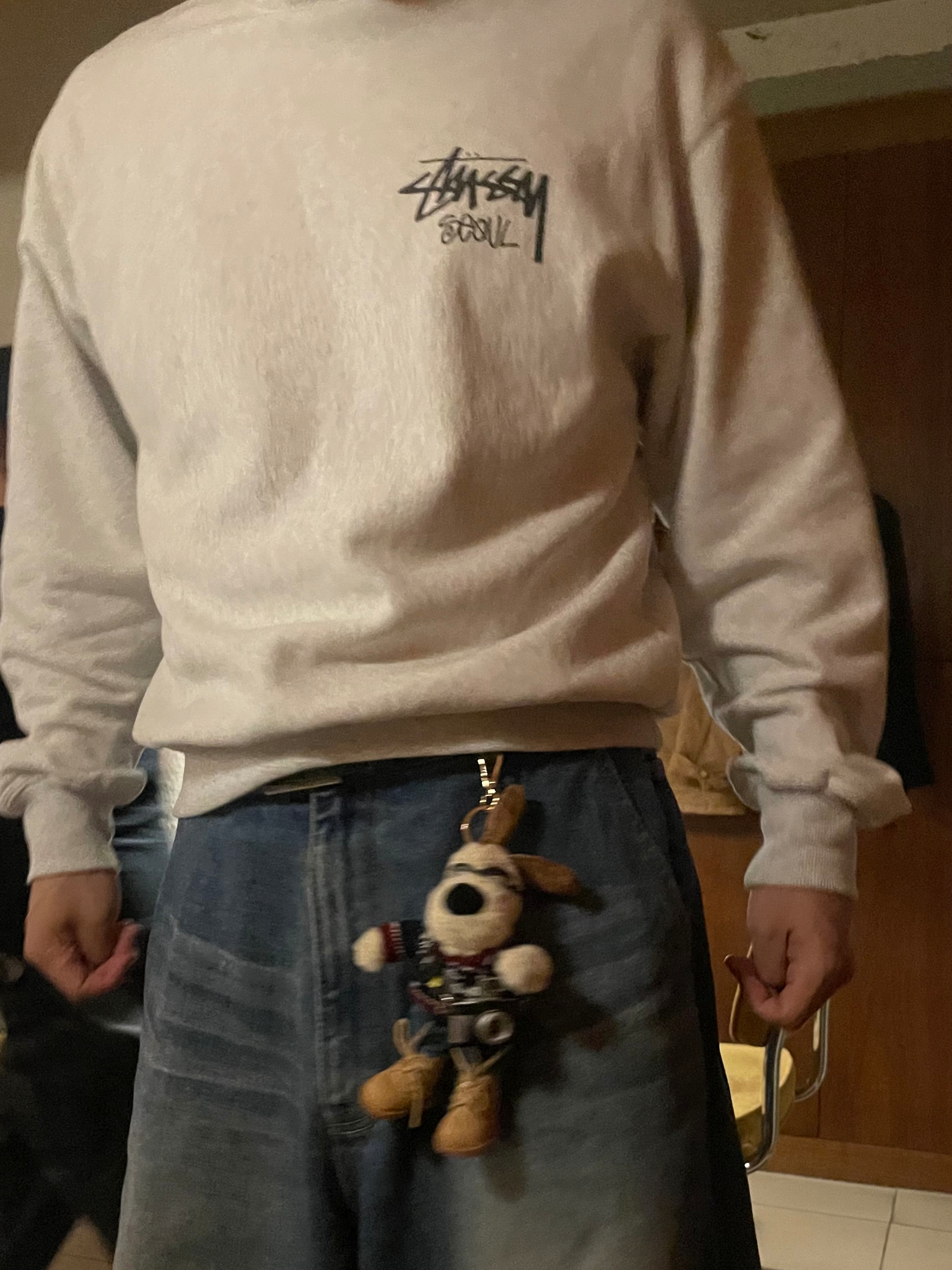 Stussy Stock Seoul Crew Ash Heather 착용 스타일 - 2