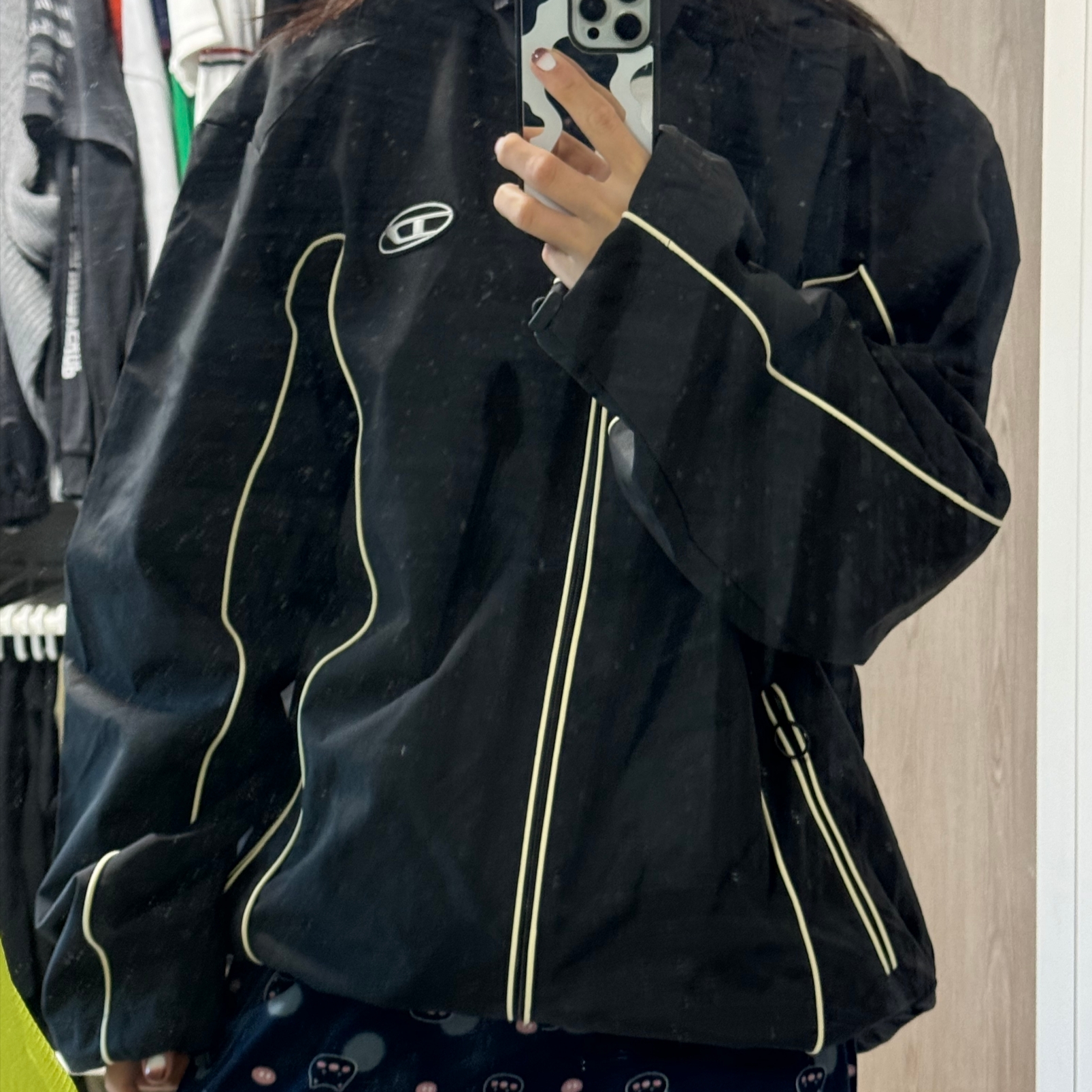 Diesel J-Hives Windbreaker with Contrast Piping Black 착용 스타일